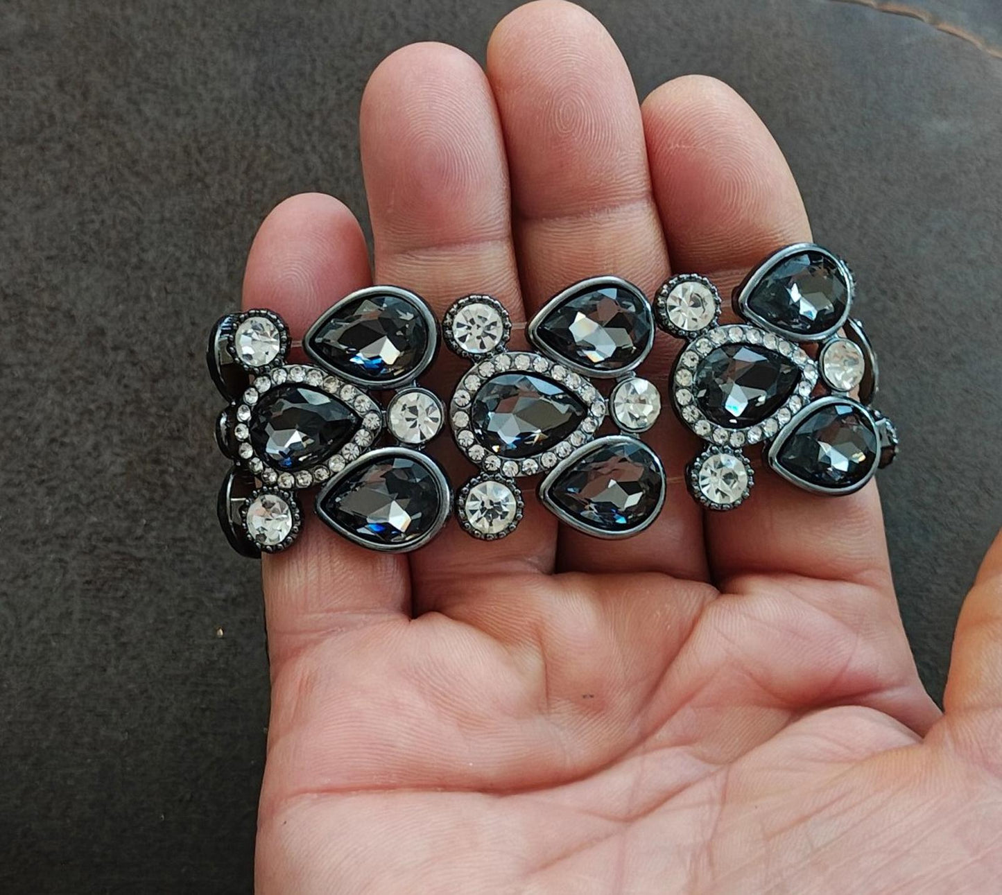 Pear Shaped Stones Pave Rhinestone Stretch Bracelet