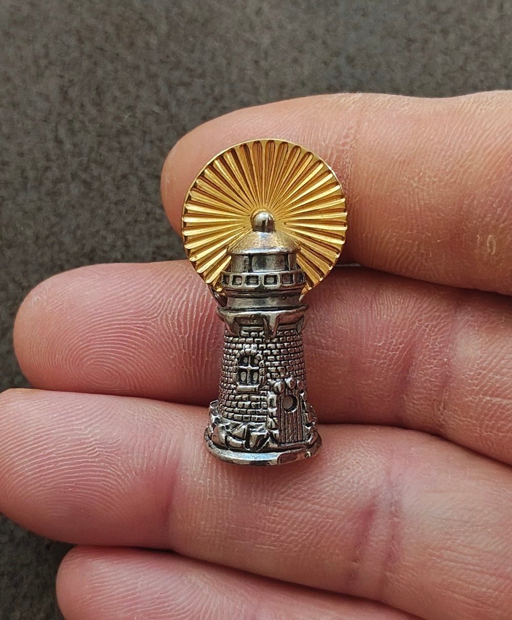 1990s Avon Lighthouse Two Tone Pin