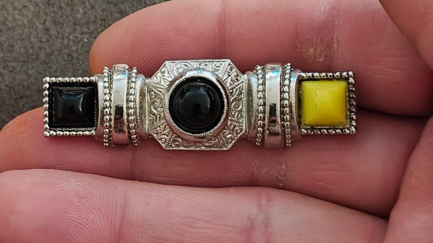 1980s 1928 Brand Silver Tone Black & Yellow Lucite Cabochon Bar Pin Brooch