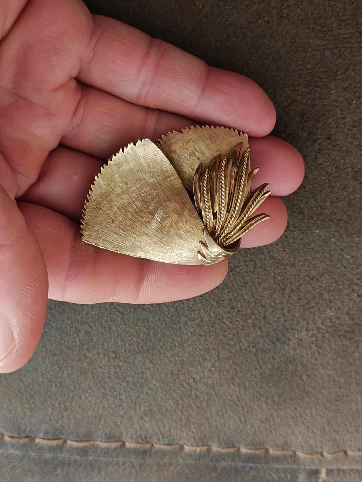 1950s/60s Samsan Plant Leaf Brooch