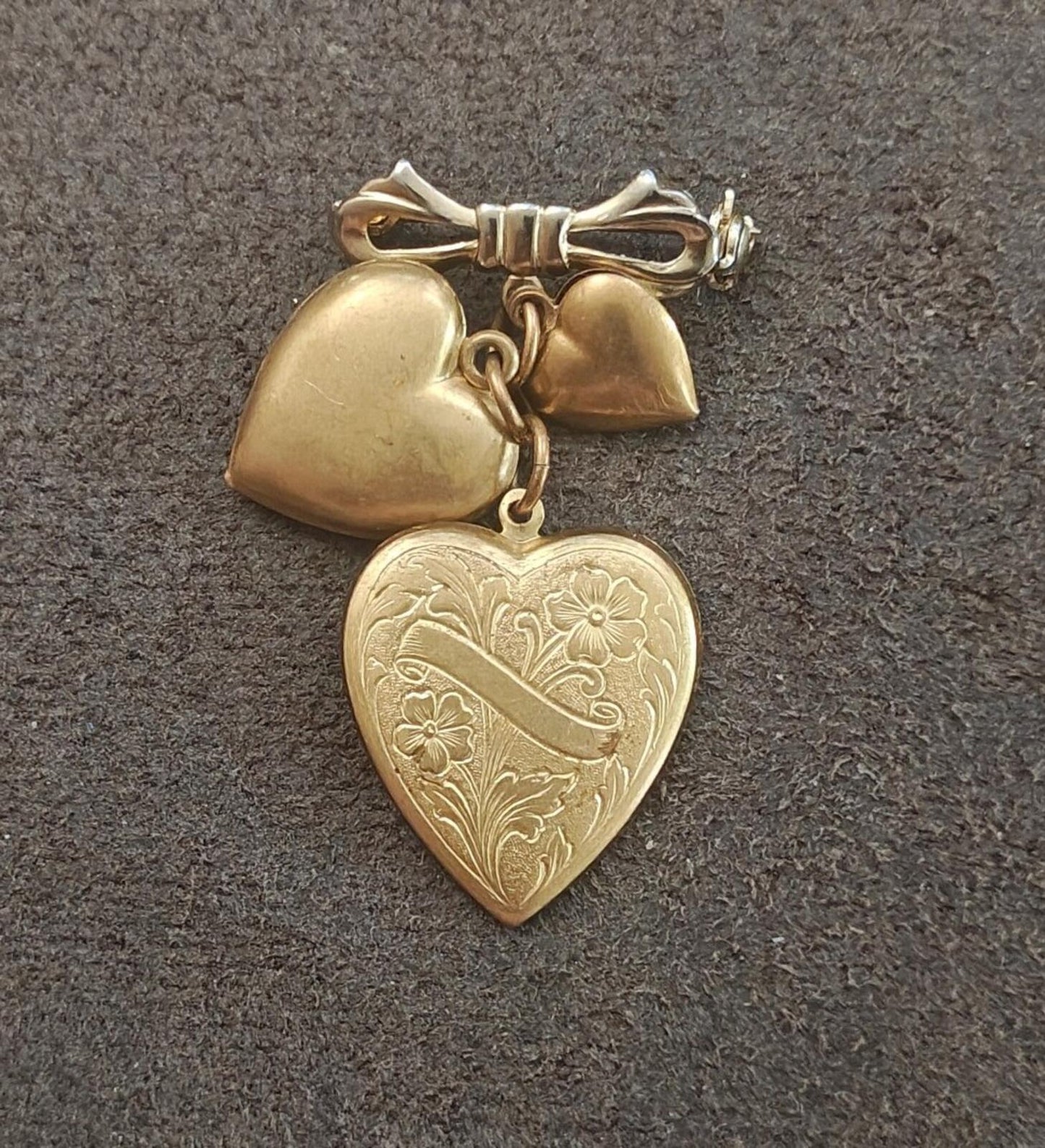 1980s Gold Tone Three Heart With Bow Dangle Brooch