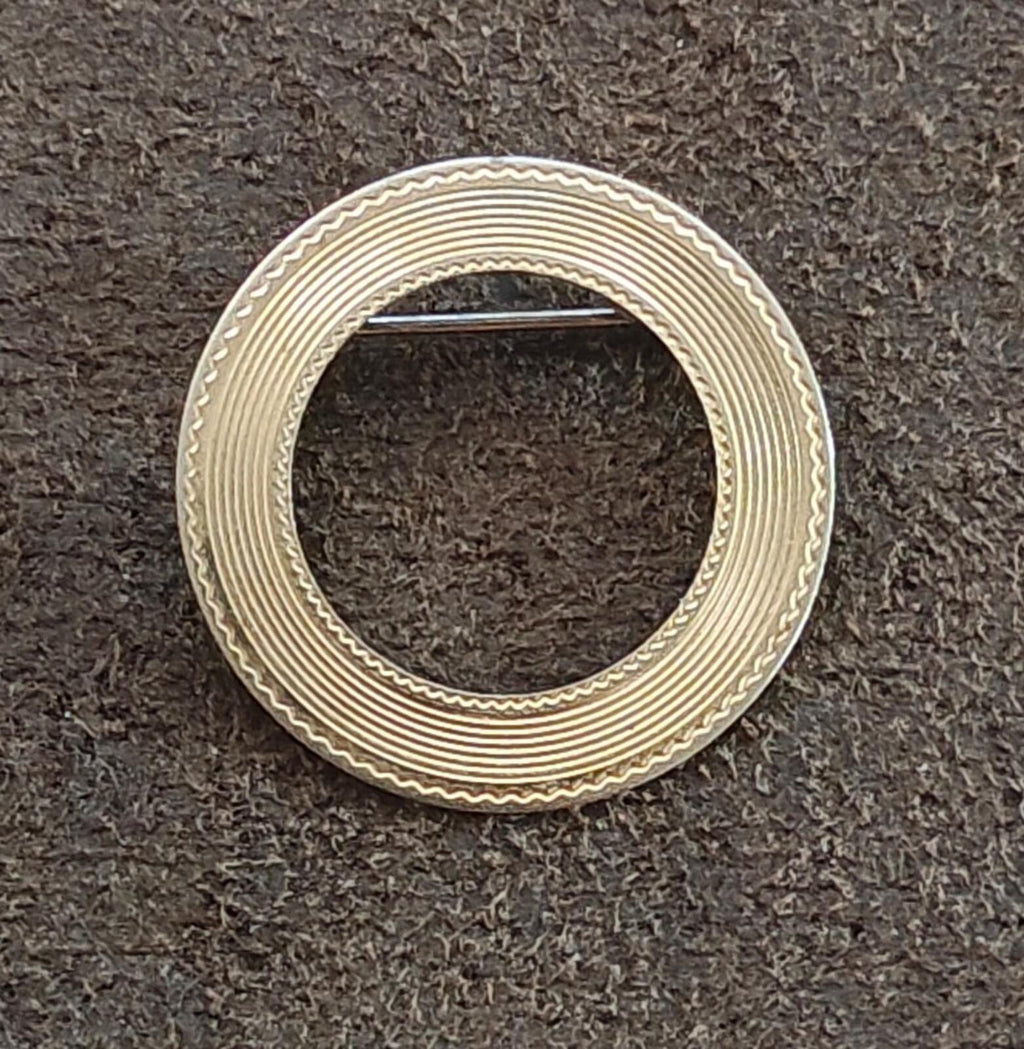 1950s/60s Gold Tone Textured Circle Brooch
