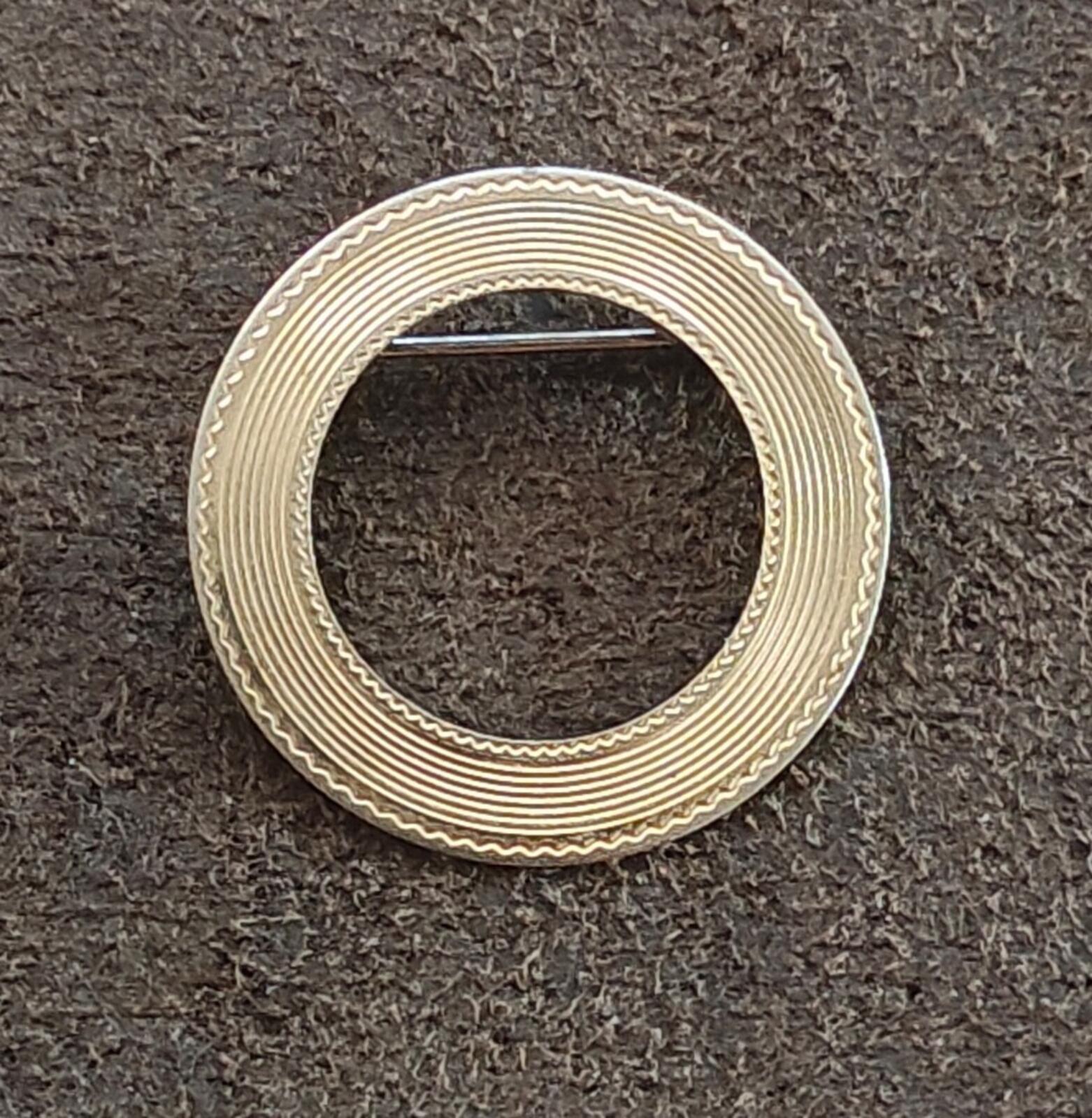 1950s/60s Gold Tone Textured Circle Brooch