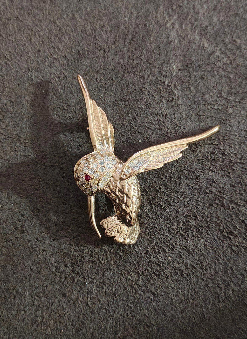 80's Gold Tone Hummingbird With Clear and Red Rhinestones