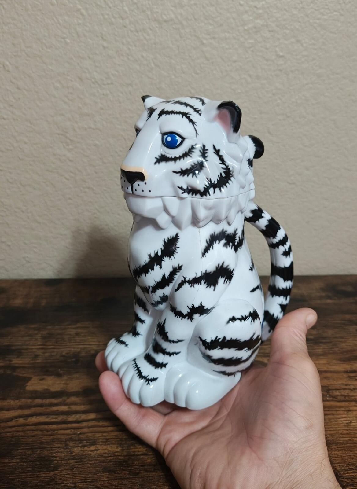 1990s  Ringling Bros. & Barnum & Bailey Circus 16 oz White Tiger Souvenir Mug