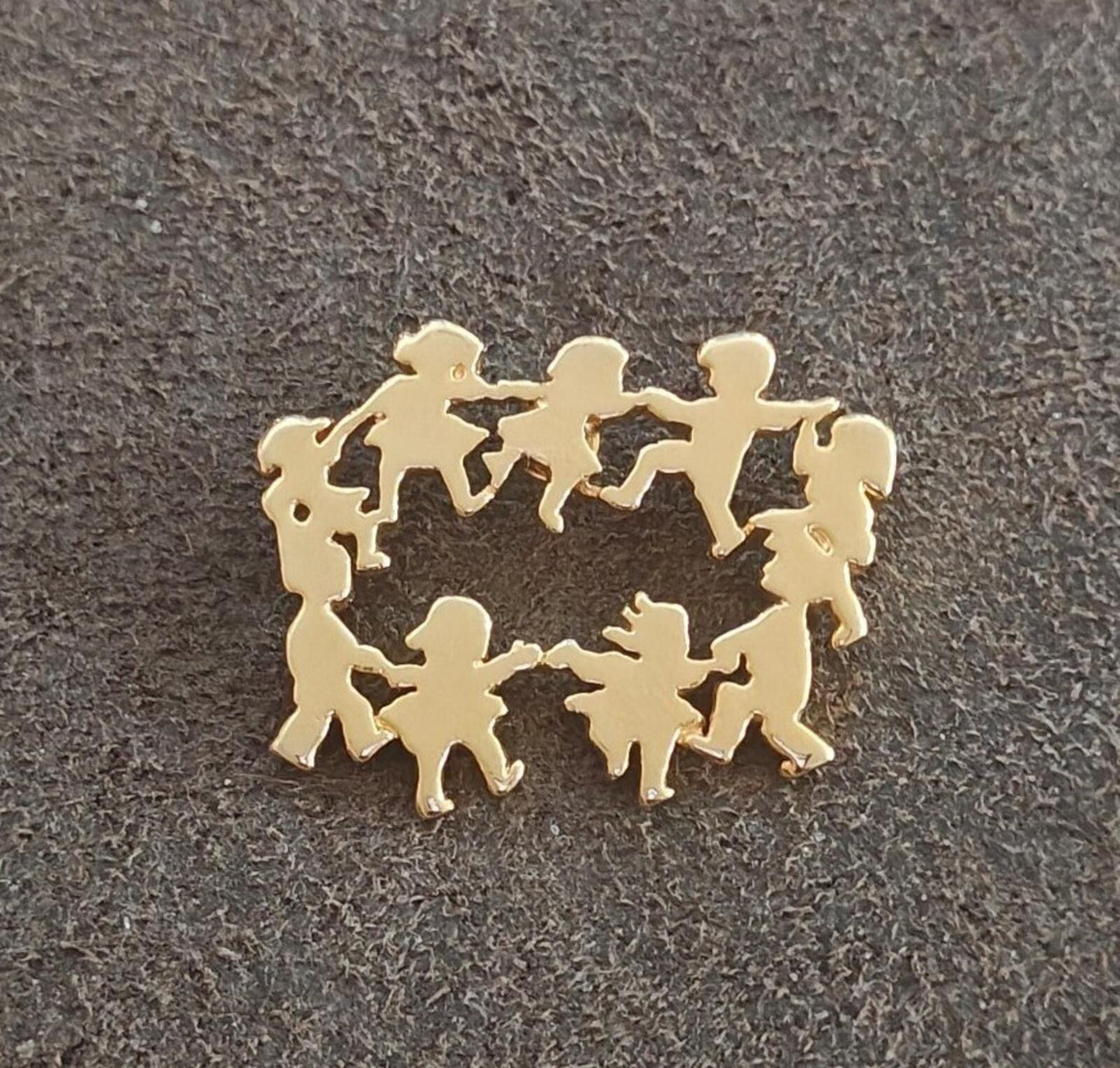 1990s Ring Around the Rosie Children Pin