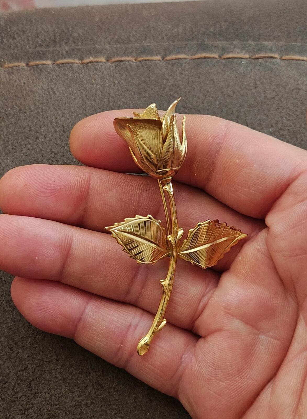 1960s/70s Gold Tone Textured Rose Brooch