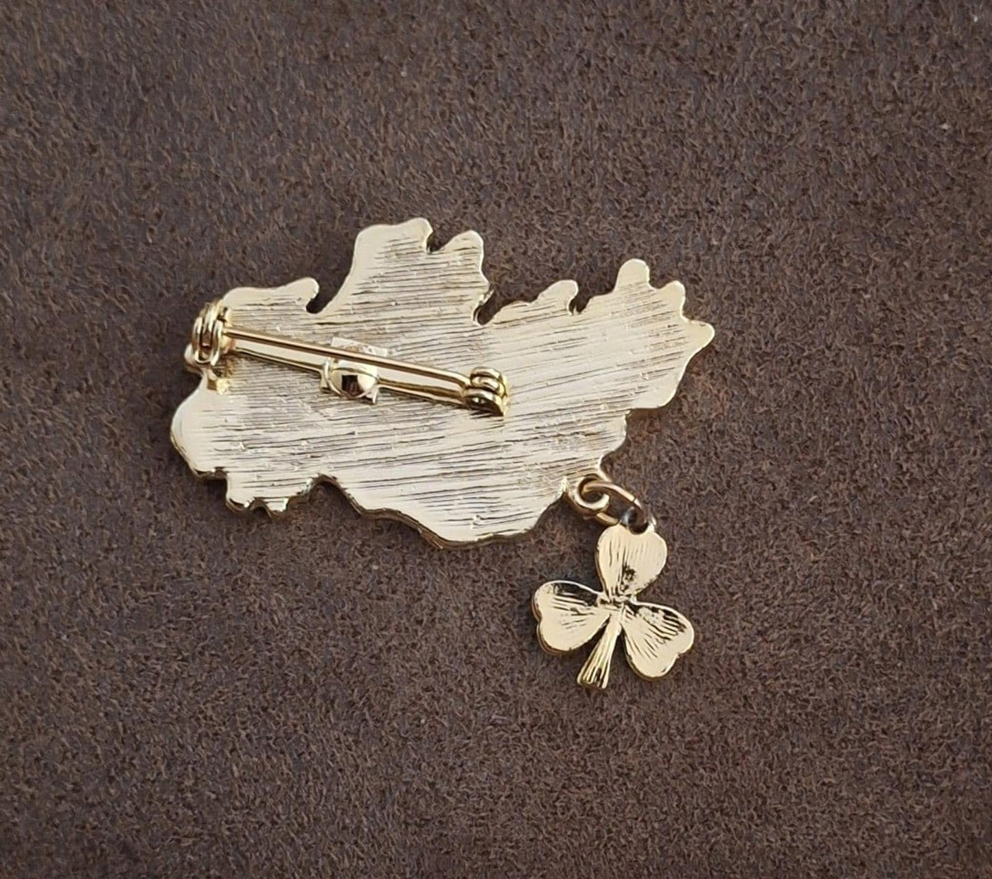 Gold Tone Ireland With Country Outline & Dangling Clover/Shamrock