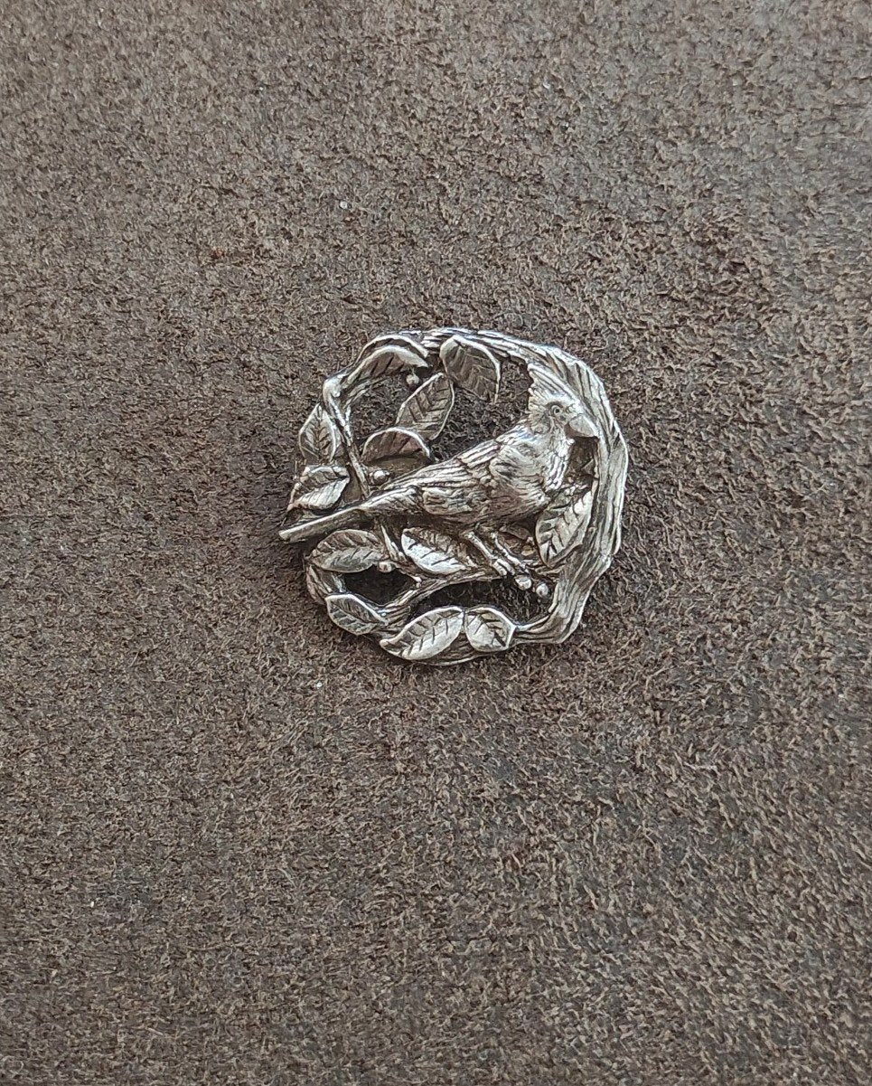 1999 Birds & Blooms Limited Edition Pewter Cardinal Bird Brooch Pin