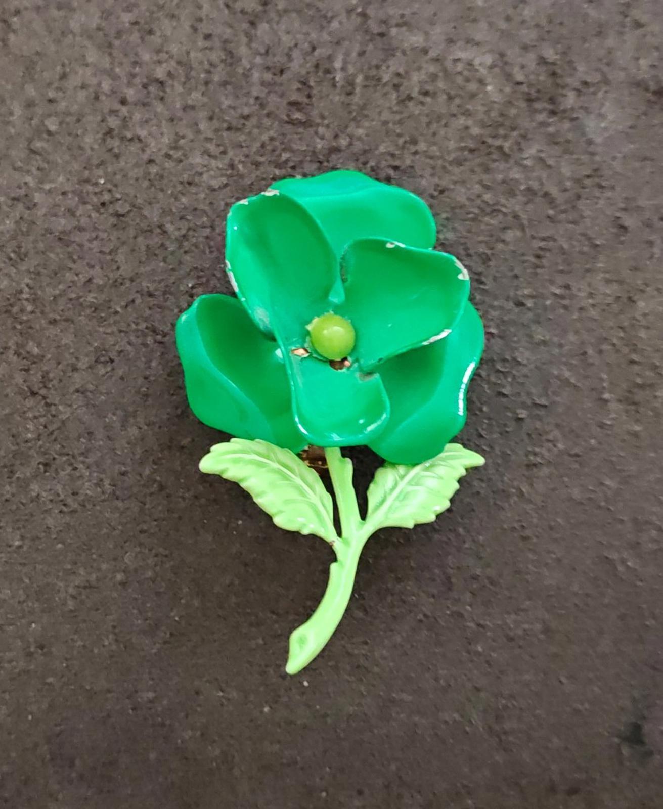 1960s Metal With Green Enamel Flower Statement Brooch Pin