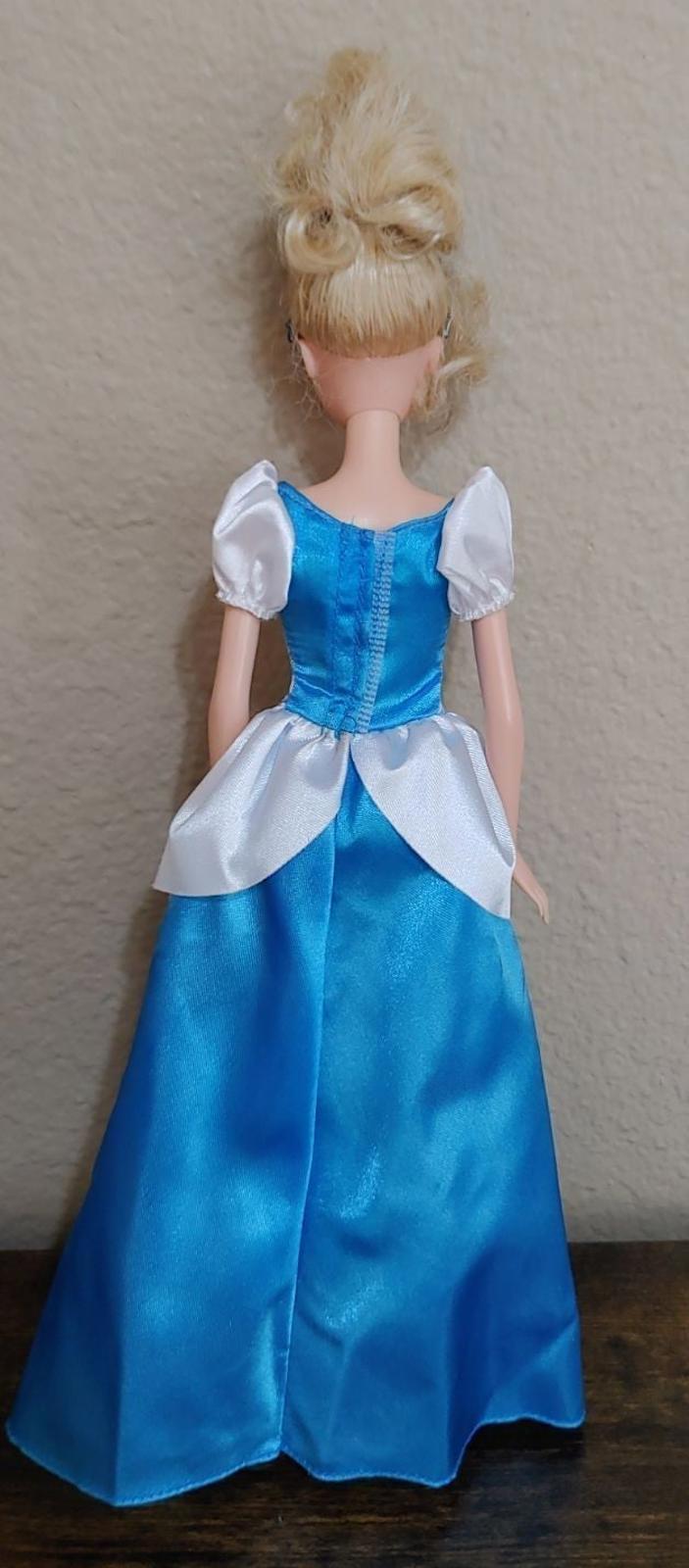 1999 Cinderella Barbie Doll