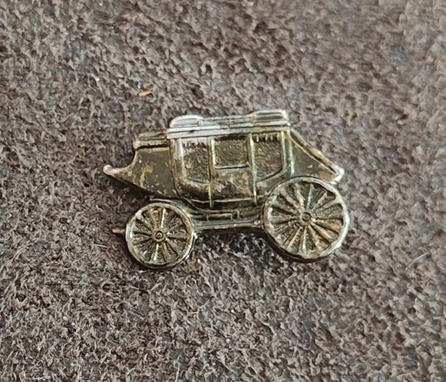 1960s/70s Wild West Stagecoach Cast Metal With Antique Brass Tone Finish Pin