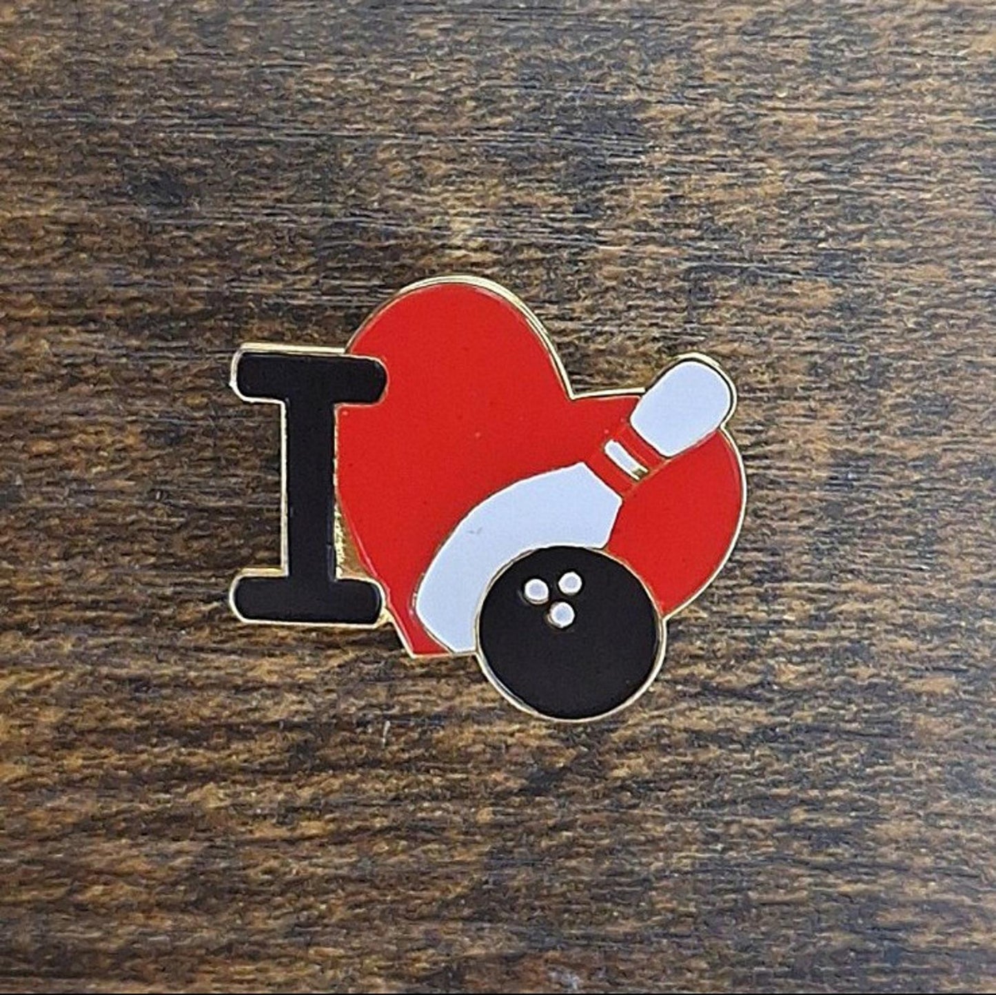 I Love Heart Bowling Gold Tone Enamel Pin.