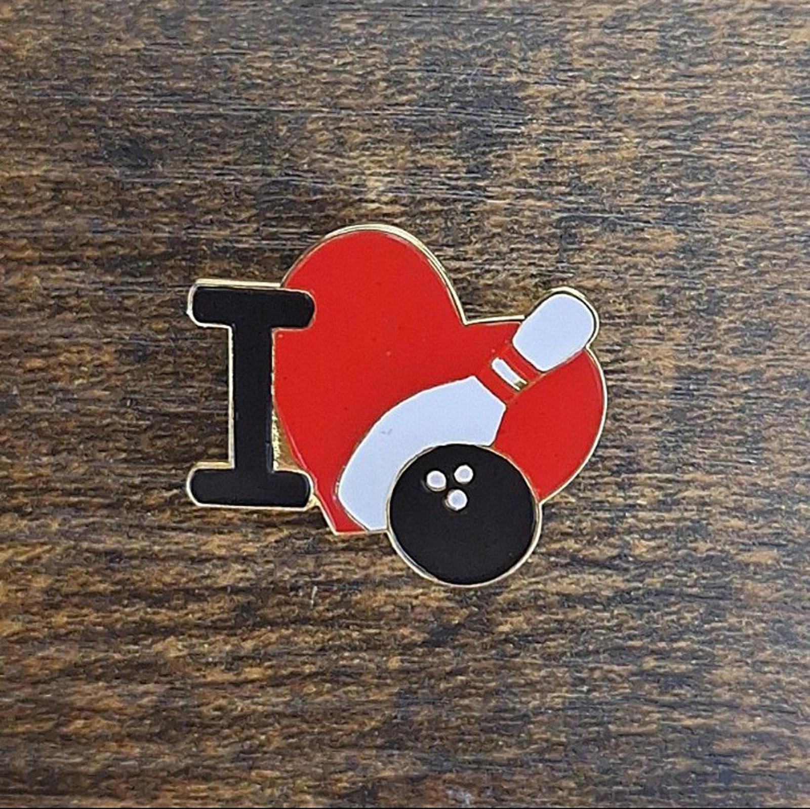 I Love Heart Bowling Gold Tone Enamel Pin.