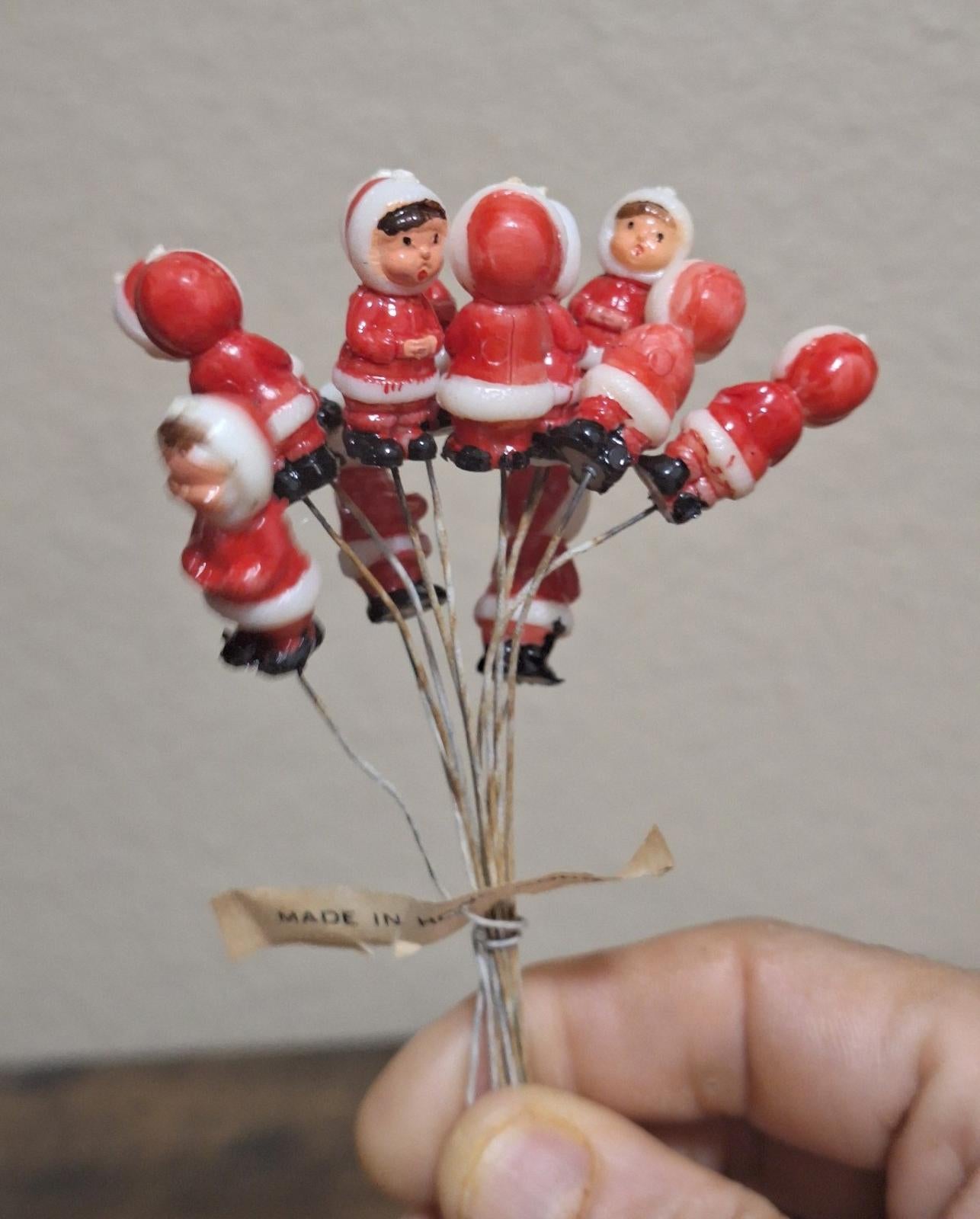 1950s/60s Set Of 12 Hand Painted Hard Plastic Mini Eskimos on a Wire