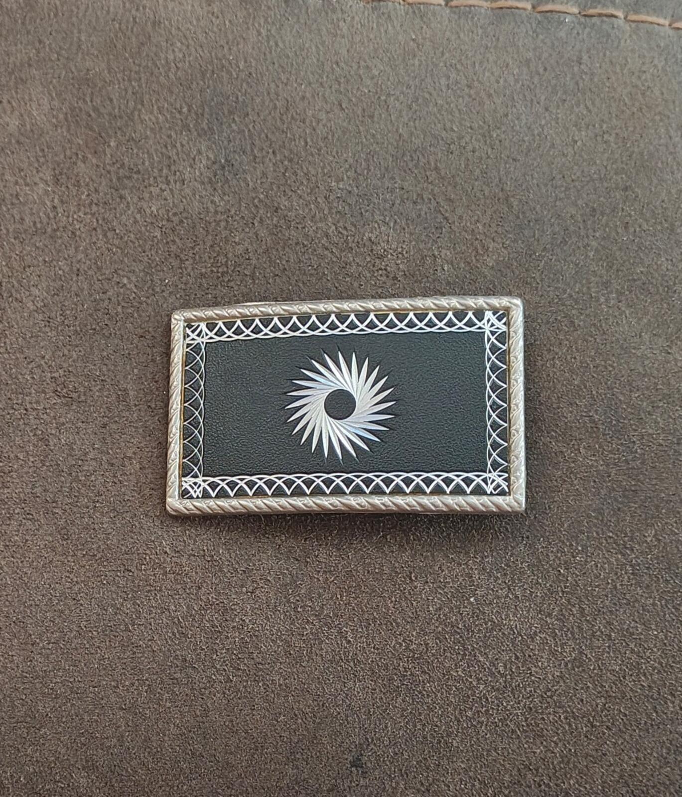 1970s/80s Western Style Belt Buckle With Etched Silver Tone Starburst Design
