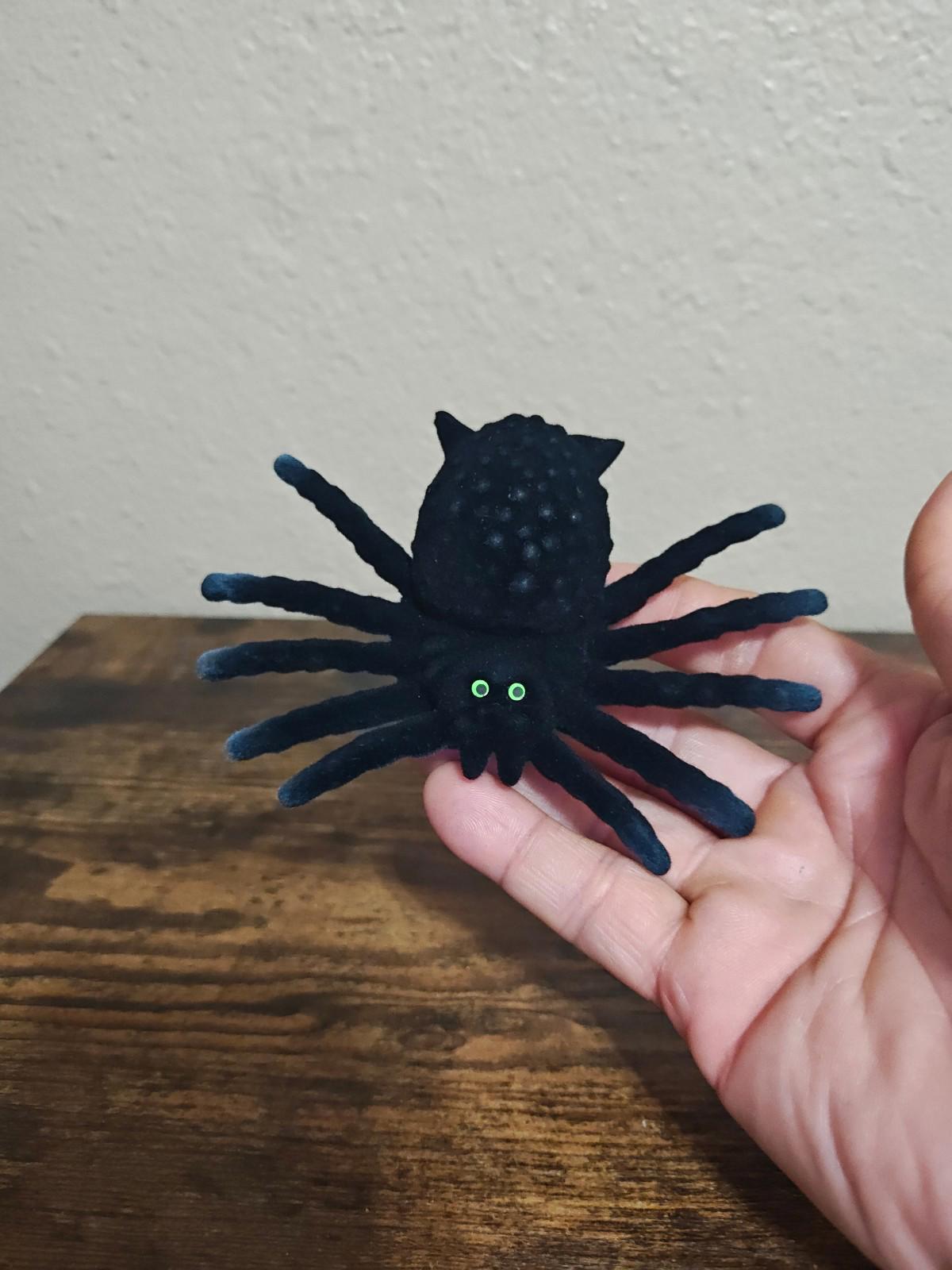 1960s Flocked Spooky Black Halloween Spider