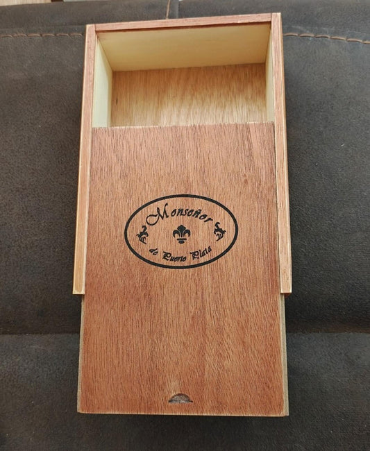 Monseñor de Puerto Plata" Empty Wooden Cigar Box