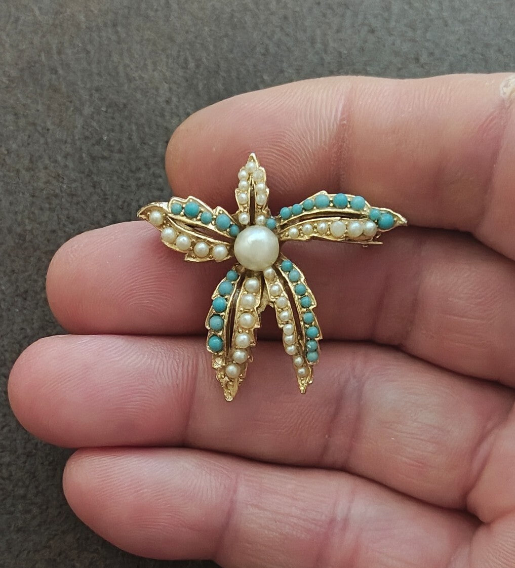 1970s/80s Gold Tone Starfish With Faux Turquoise Beads & Faux Pearls Brooch Pin