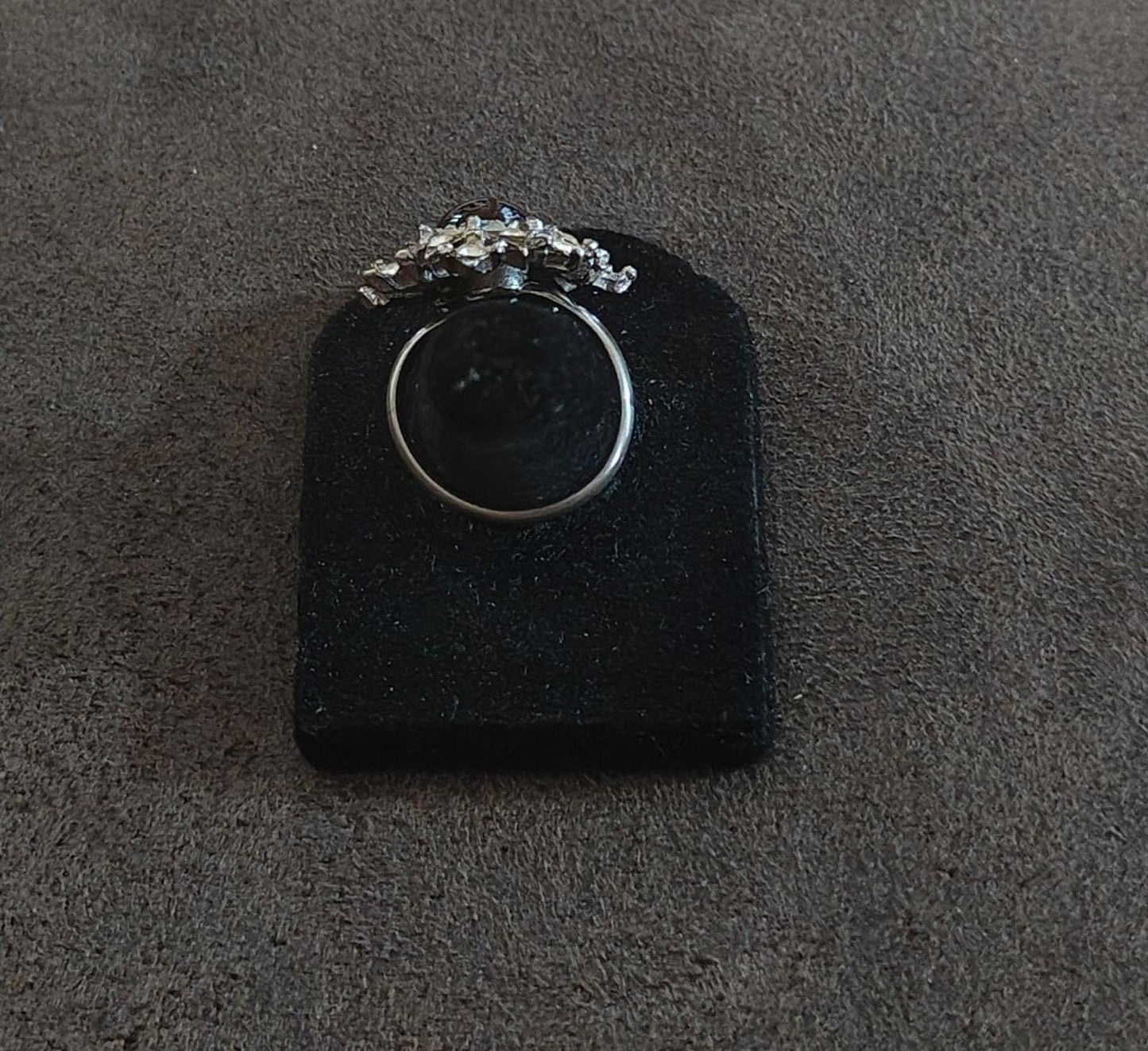 1950's/60's Starburst Snowflake Silver Tone and Hematite Stone Ring