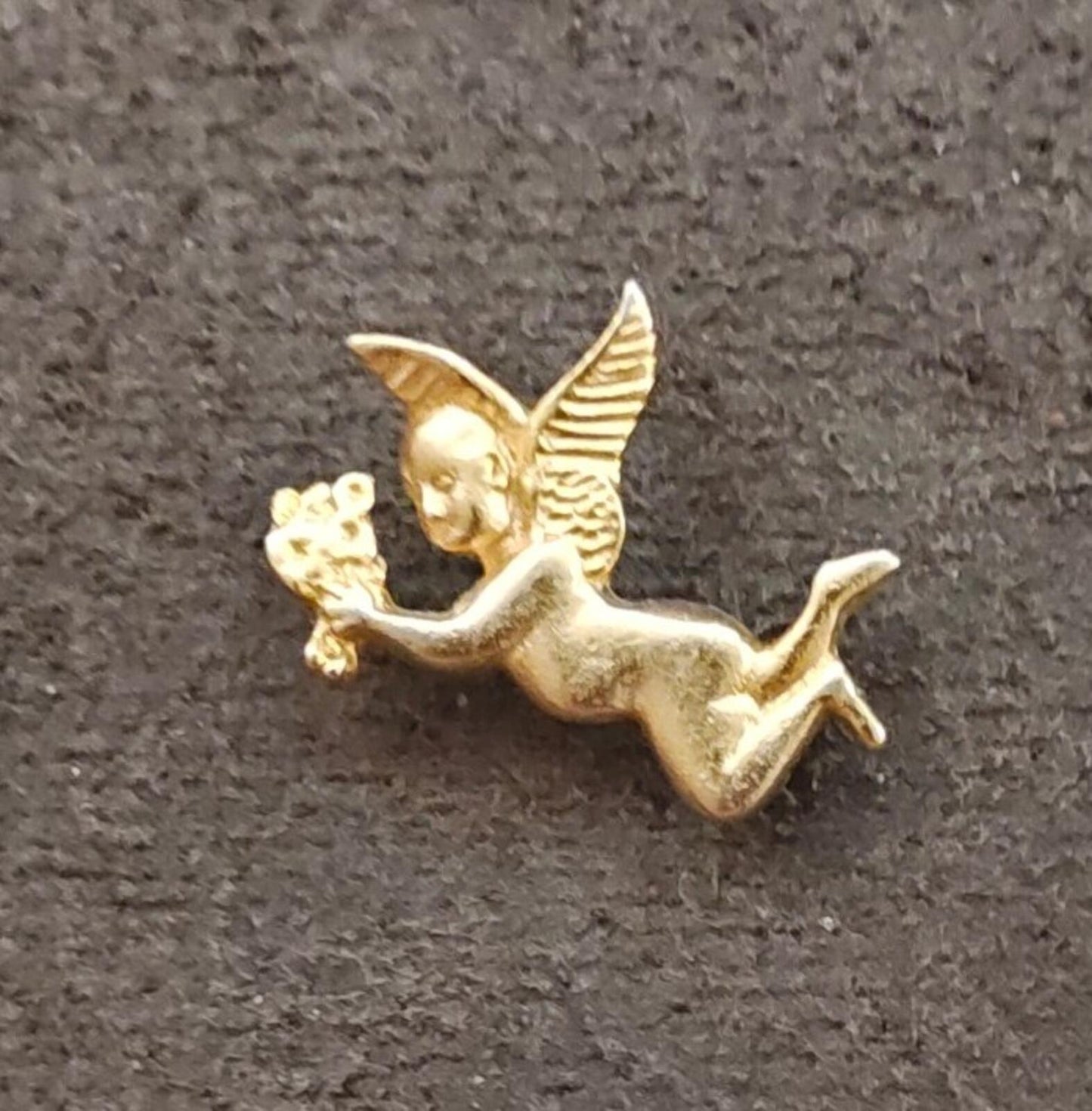 1990s Gold Tone Flying Angel Holding Flowers Brooch