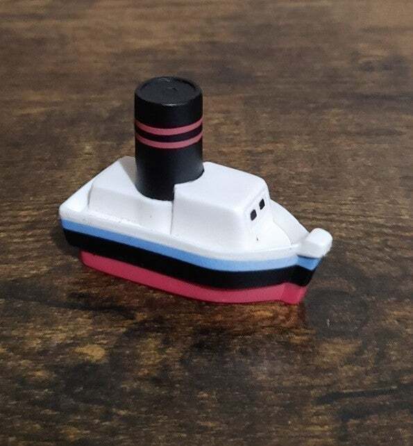 2002 Misfit Toy Tug Boat PVC Figure