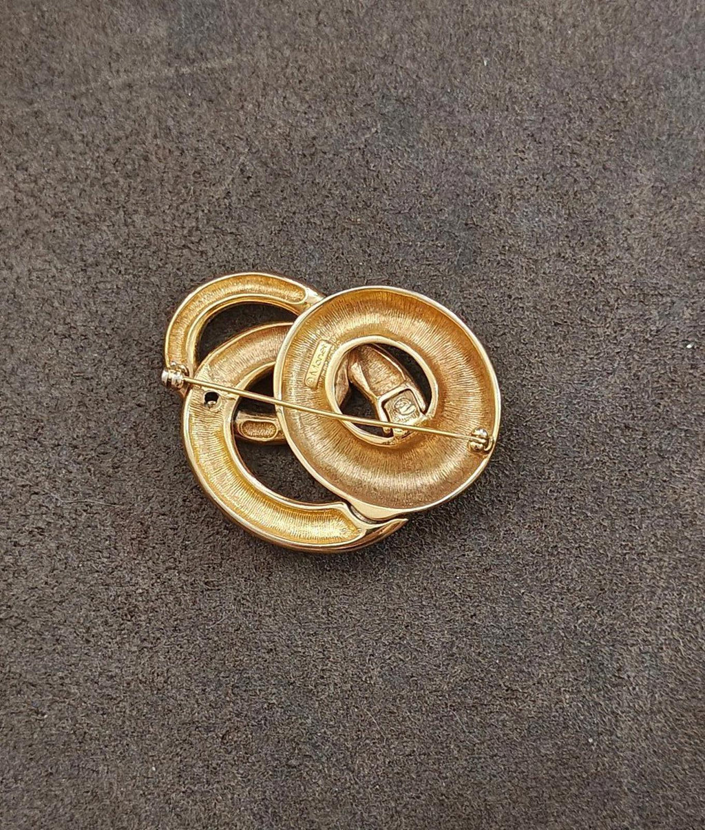 Gold-tone pin brooch back with safety clasp and pin mechanism