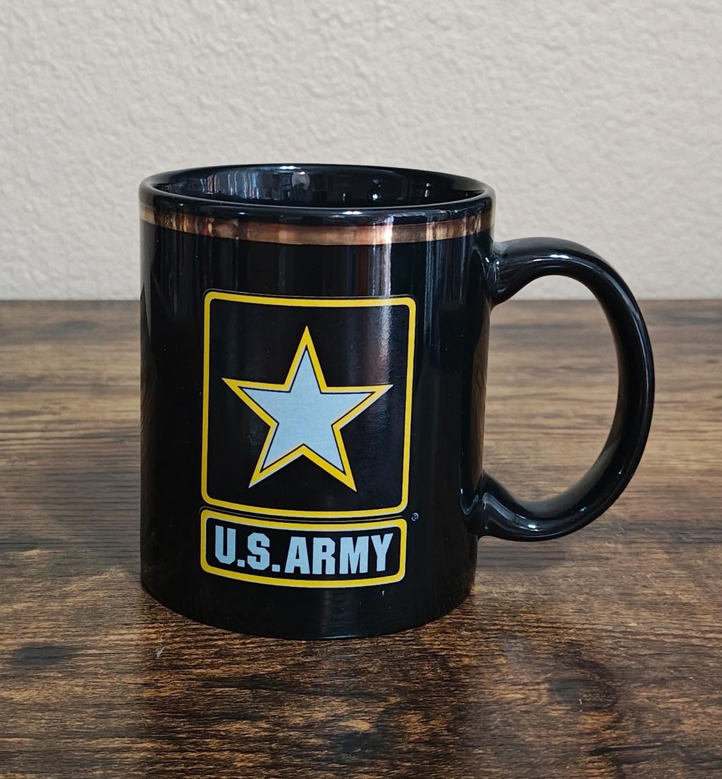 Cool US Army Black 11 oz Ceramic Mug.