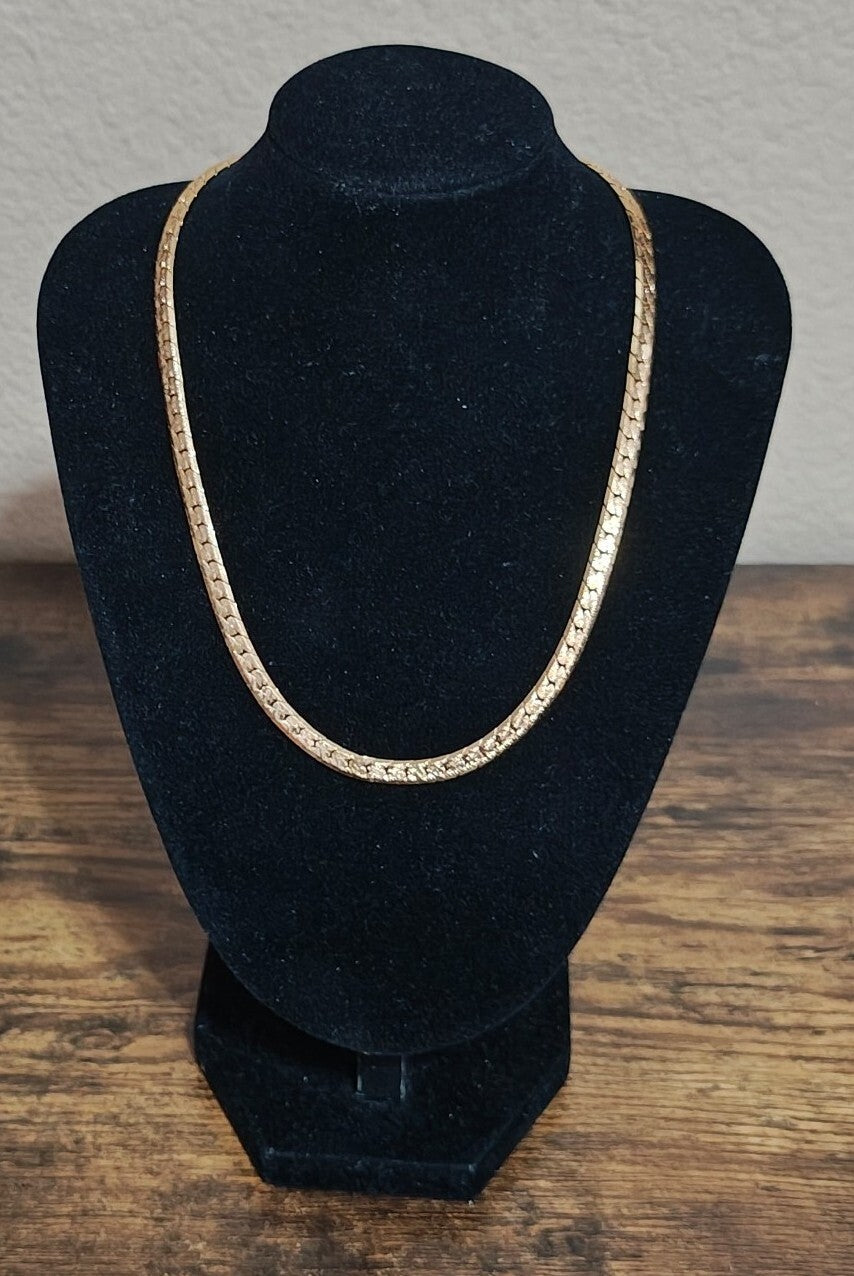 1970s/80s Signed Avon 15" Herringbone Necklace