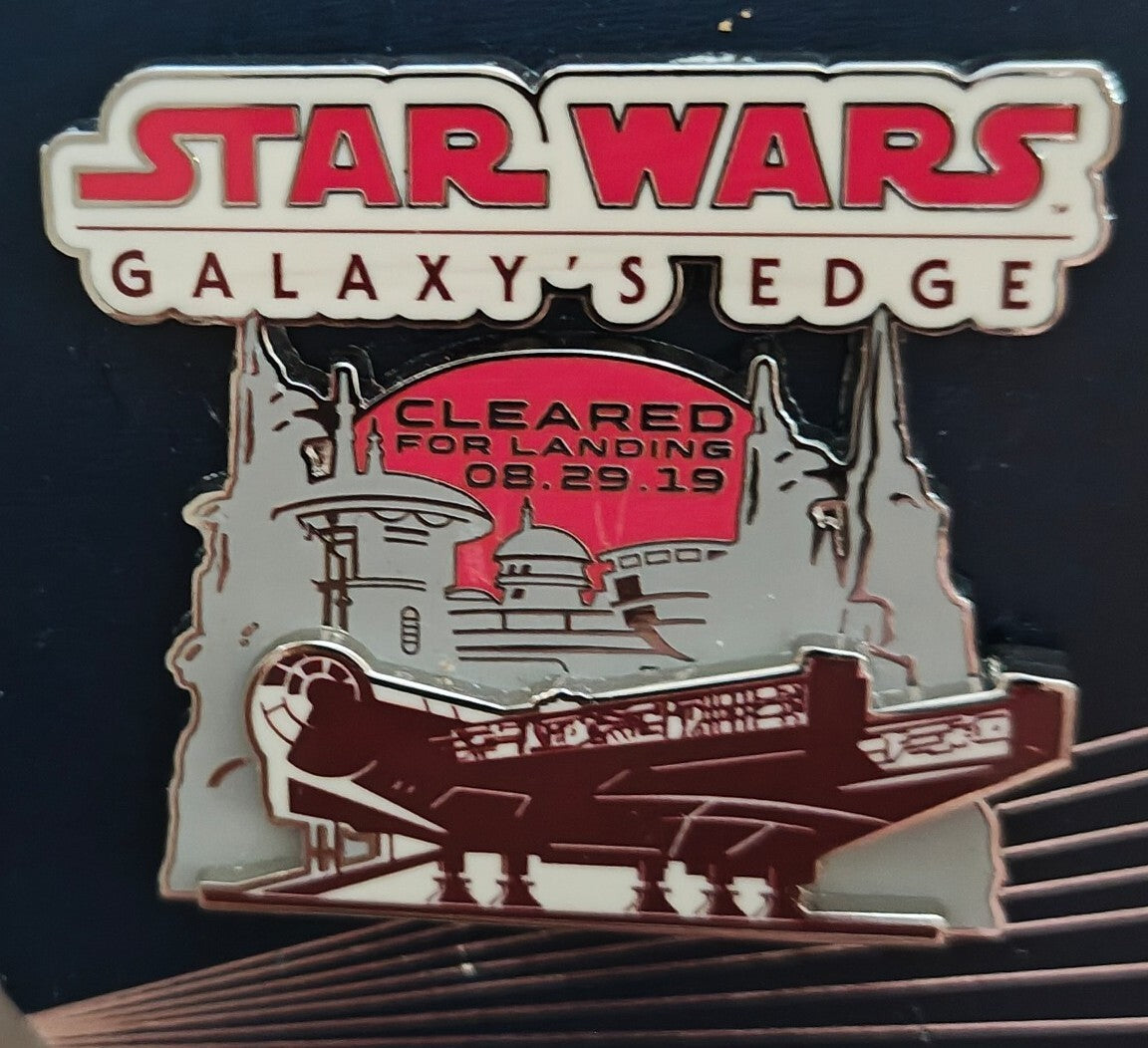 Disney Limited Release 3D Pin Star Wars Galaxy's Edge