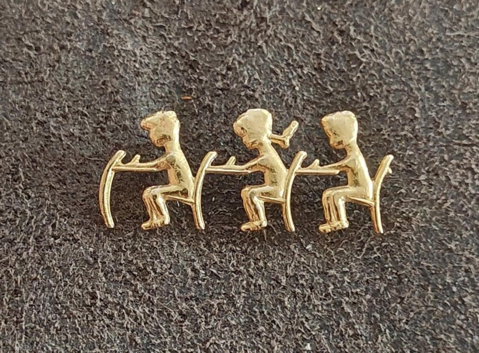 1980s Teacher Appreciation Gold Tone Pin