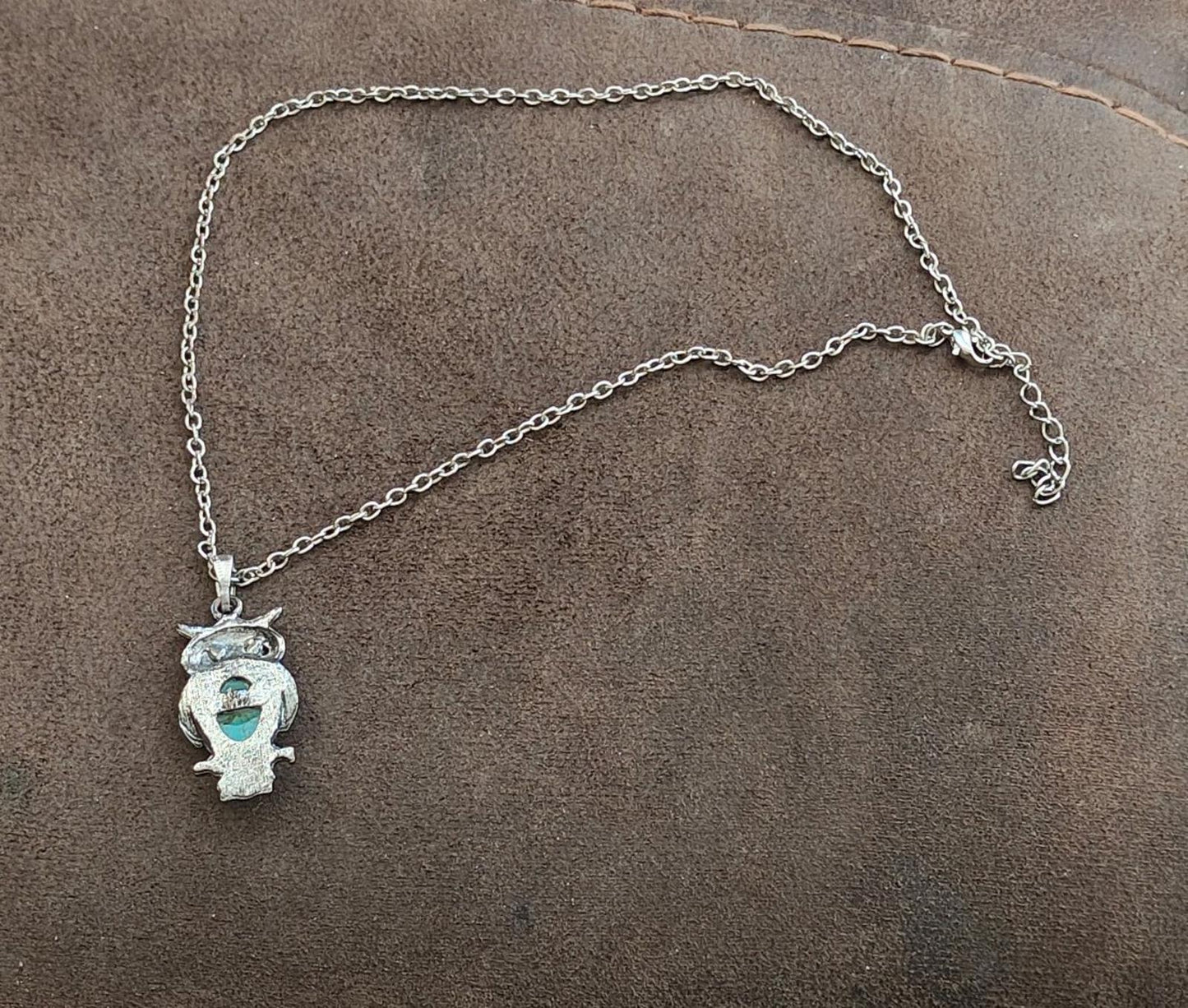 Silver Tone Faux Turquoise Stone Pendant Necklace