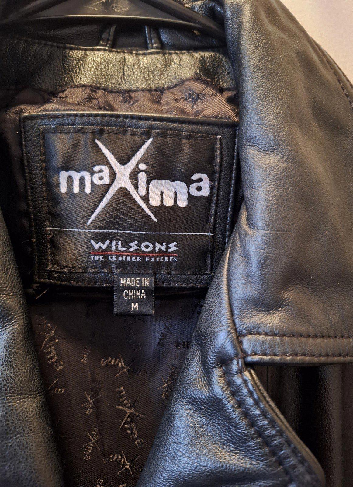 Close-up of Wilson's Maxima jacket label with size M tag