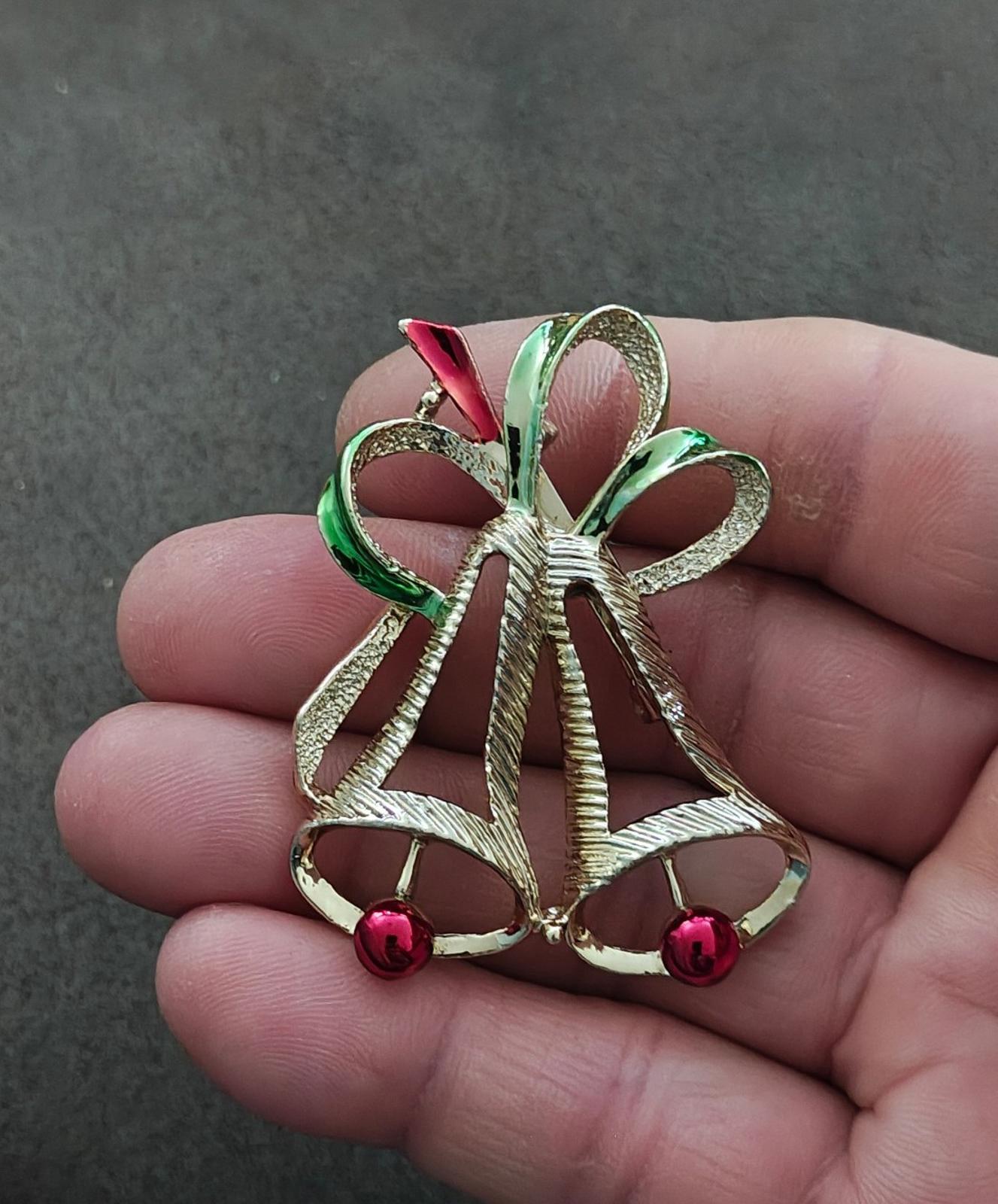 1960s Gerry's Christmas Bells Gold Tone Textured Brooch Pin