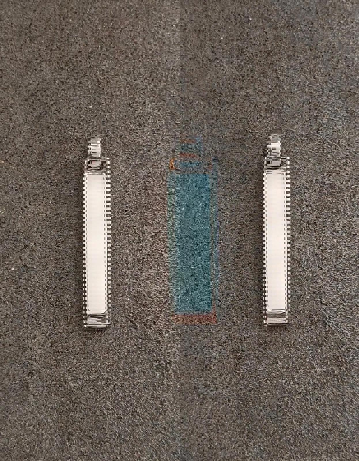 90's Lia Sophia Reversible Black and White Silver Tone Slide Pendant