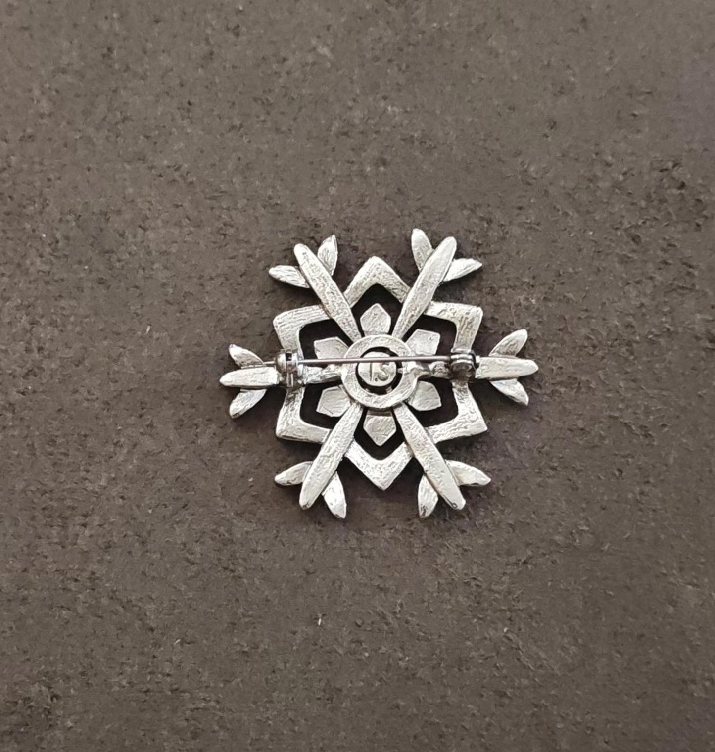 2000s Lia Sophia Silver Tone Snowflake With Iridescent Rhinestones Enamel Brooch