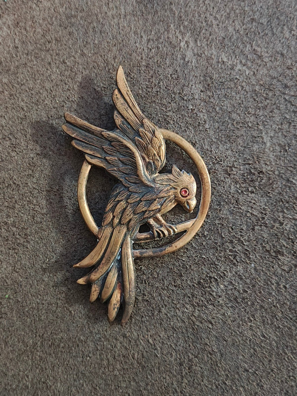Hunger Games Mockingjay Bronze Tone Pin~ FROM THE HUNGER GAMES SERIES