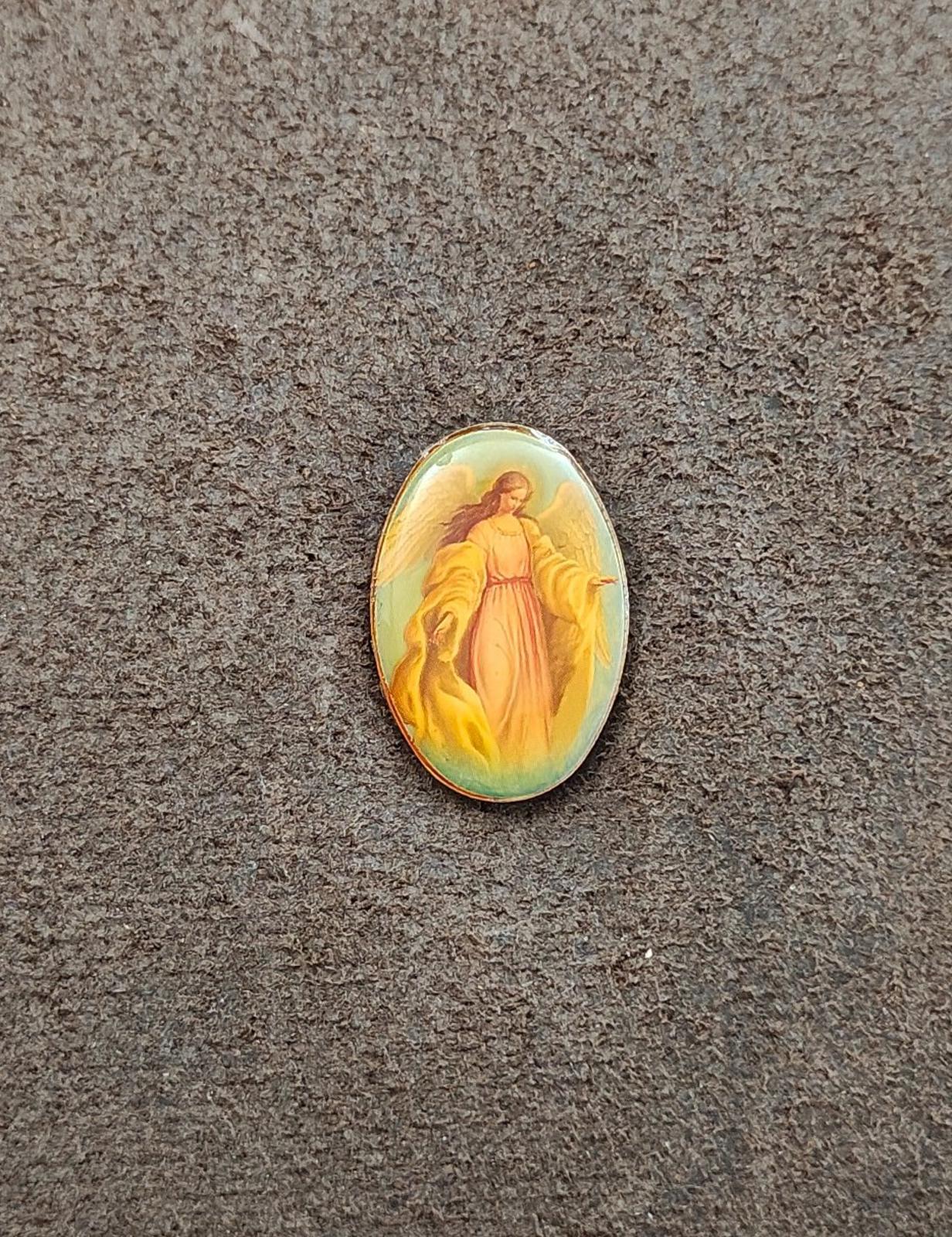 1980s Guardian Angel Lucite Oval Gold Tone Pin