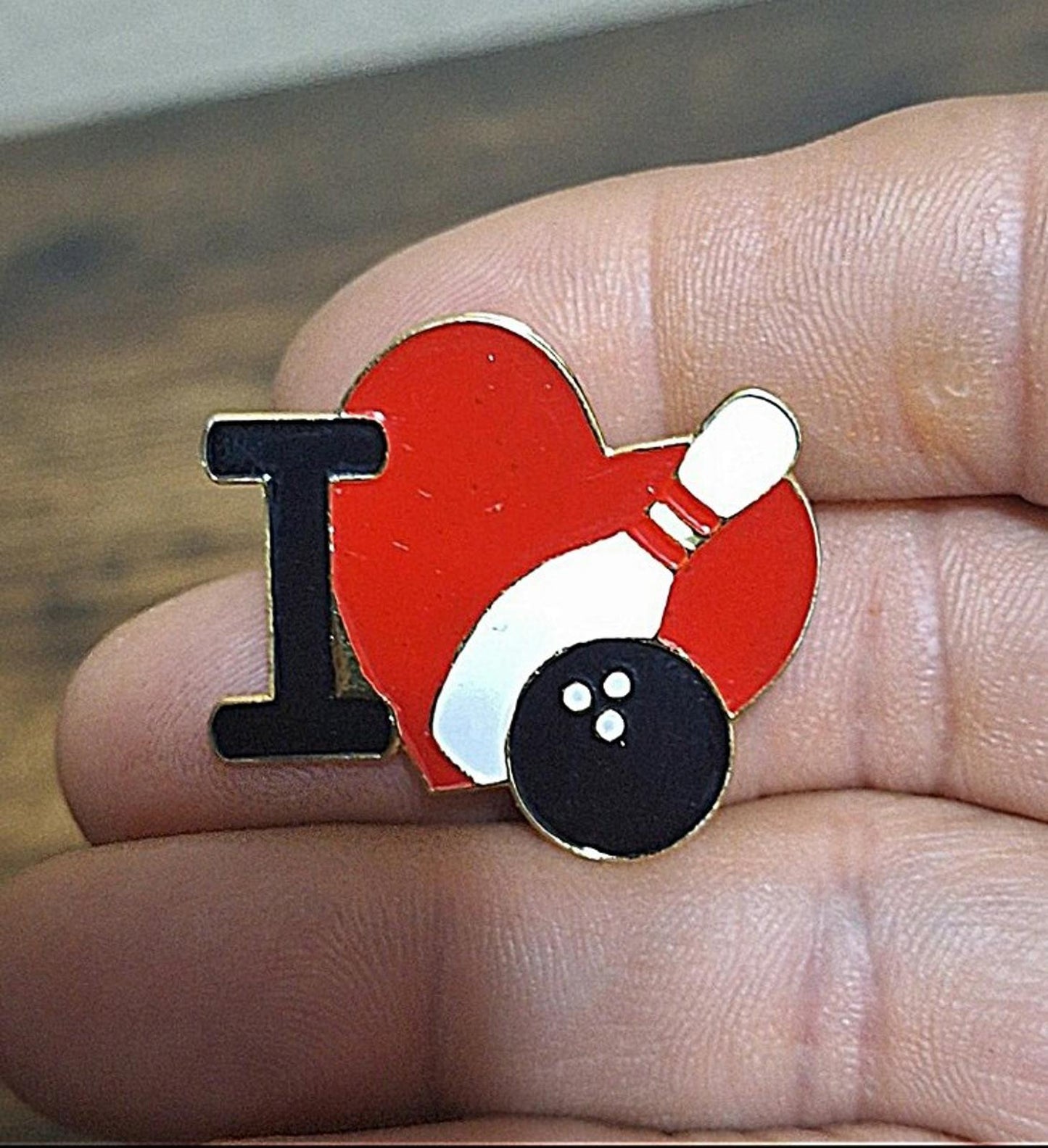 I Love Heart Bowling Gold Tone Enamel Pin.