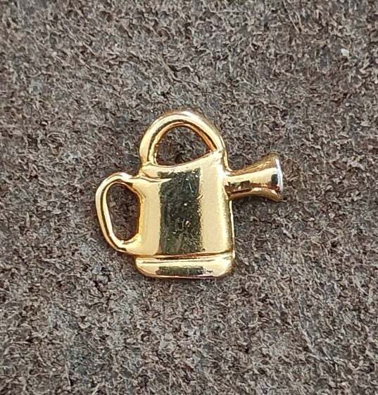 Plant Watering Can/Pitcher Pin