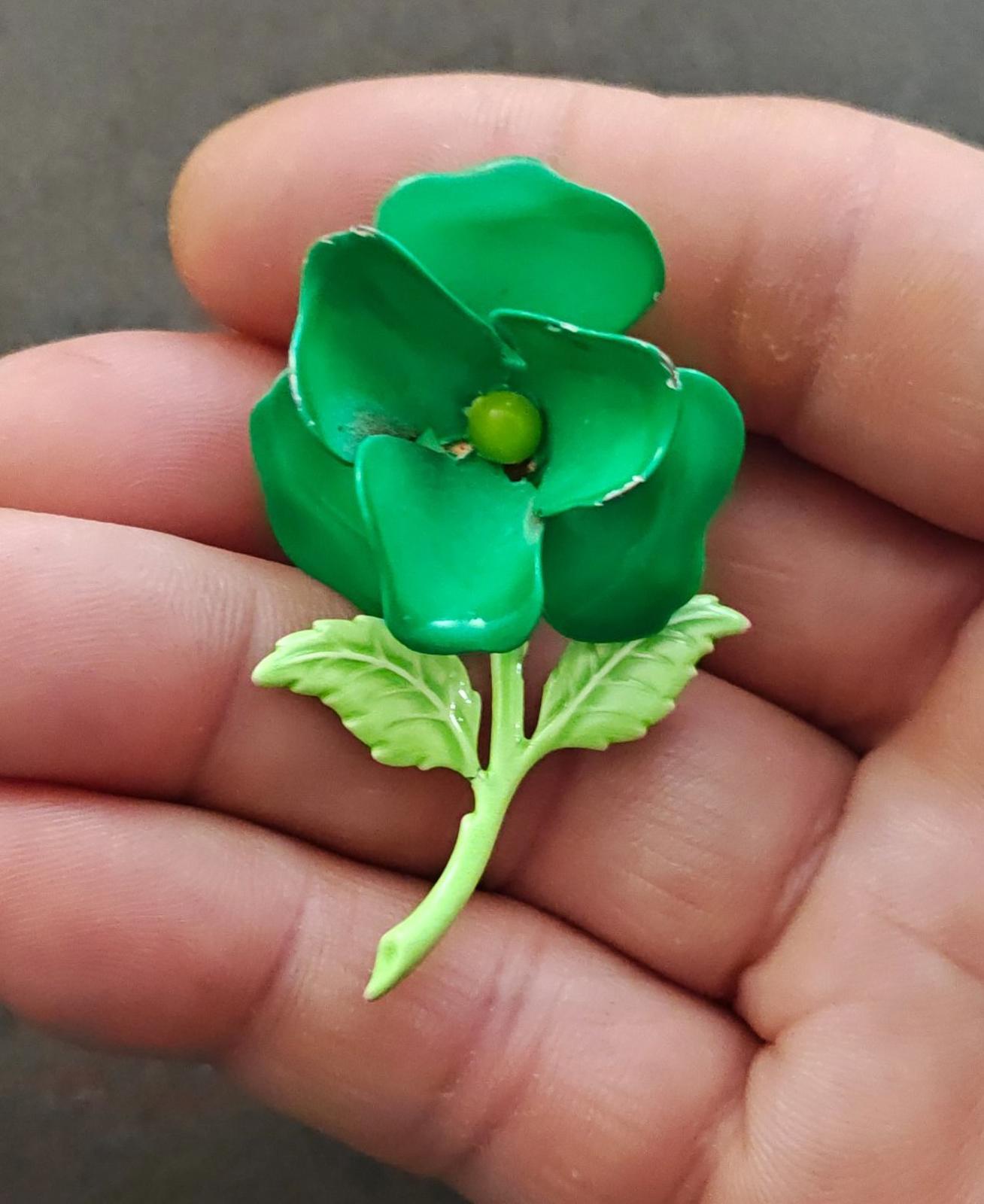 1960s Metal With Green Enamel Flower Statement Brooch Pin