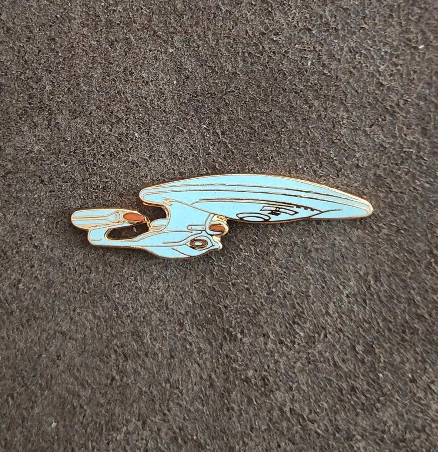 1988 Star Trek The Next Generation USS Enterprise NCC-1701-D Pin