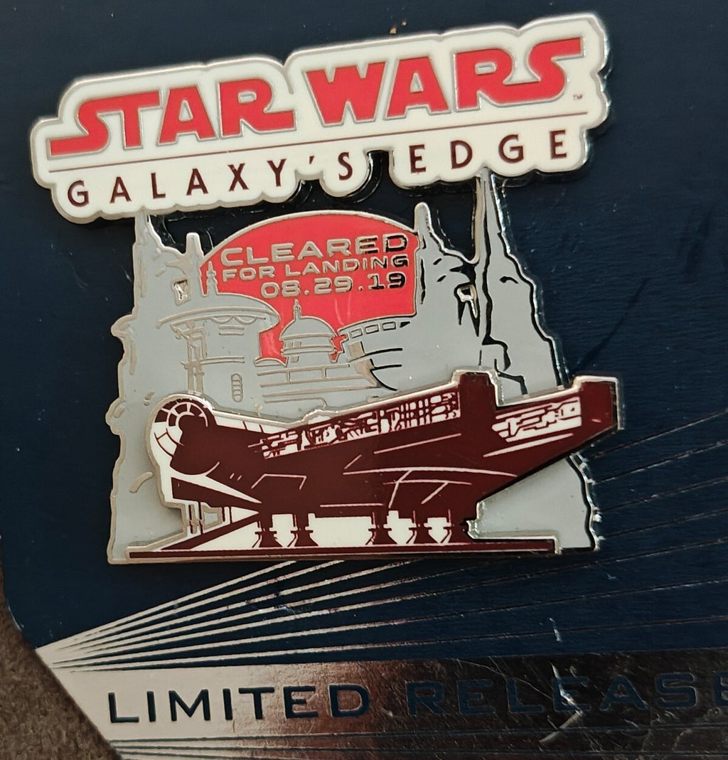 Disney Limited Release 3D Pin Star Wars Galaxy's Edge