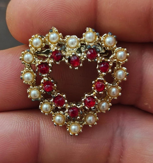 1980's Gold Tone Red Rhinestones and Faux Pearls Heart Brooch Pin
