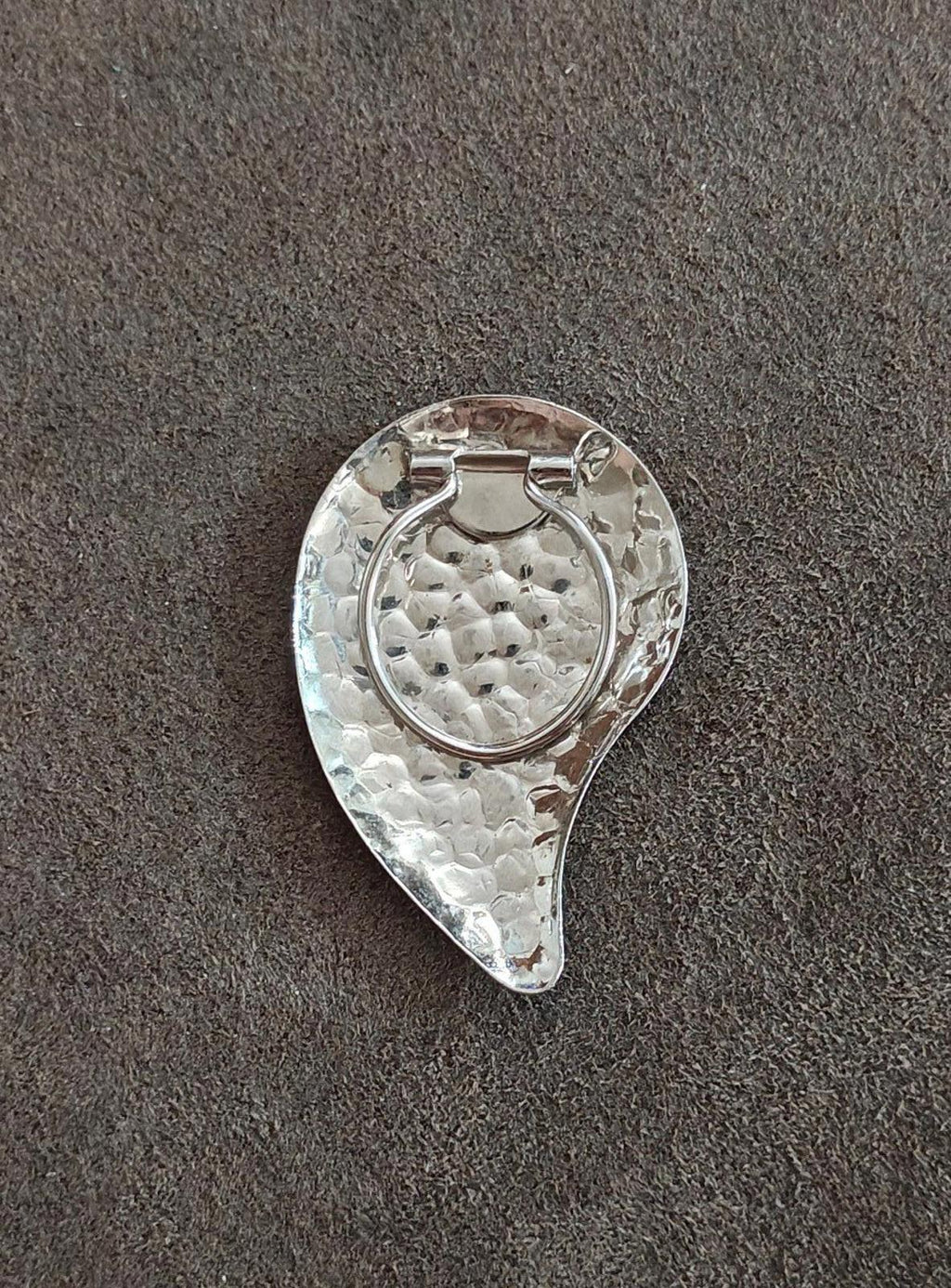 1980's Hammered Textured Silver Tone Scarf Clip