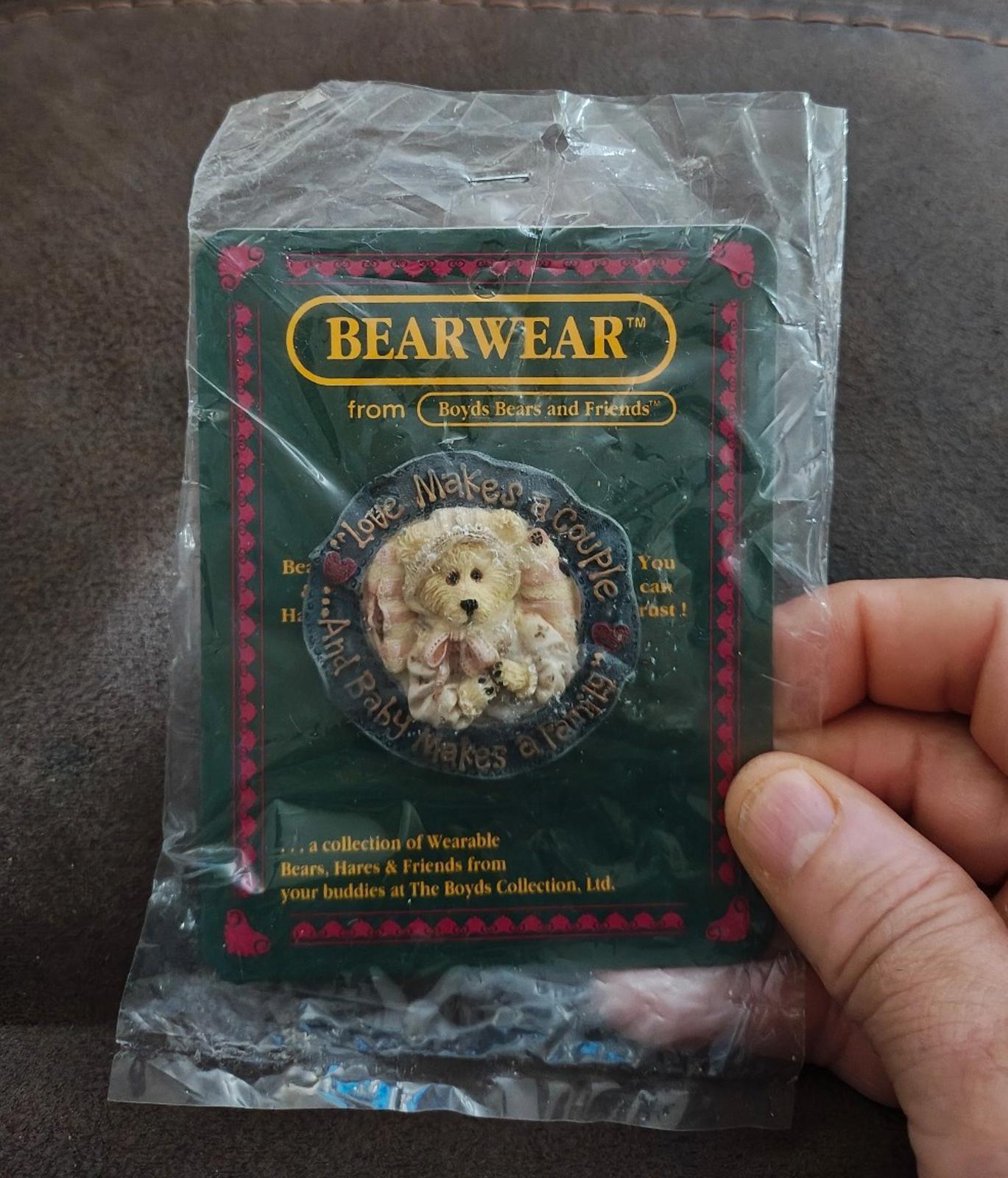 2000 Baby Bundles Bearwear Brooch From the Boyds Bears and Friends Collection