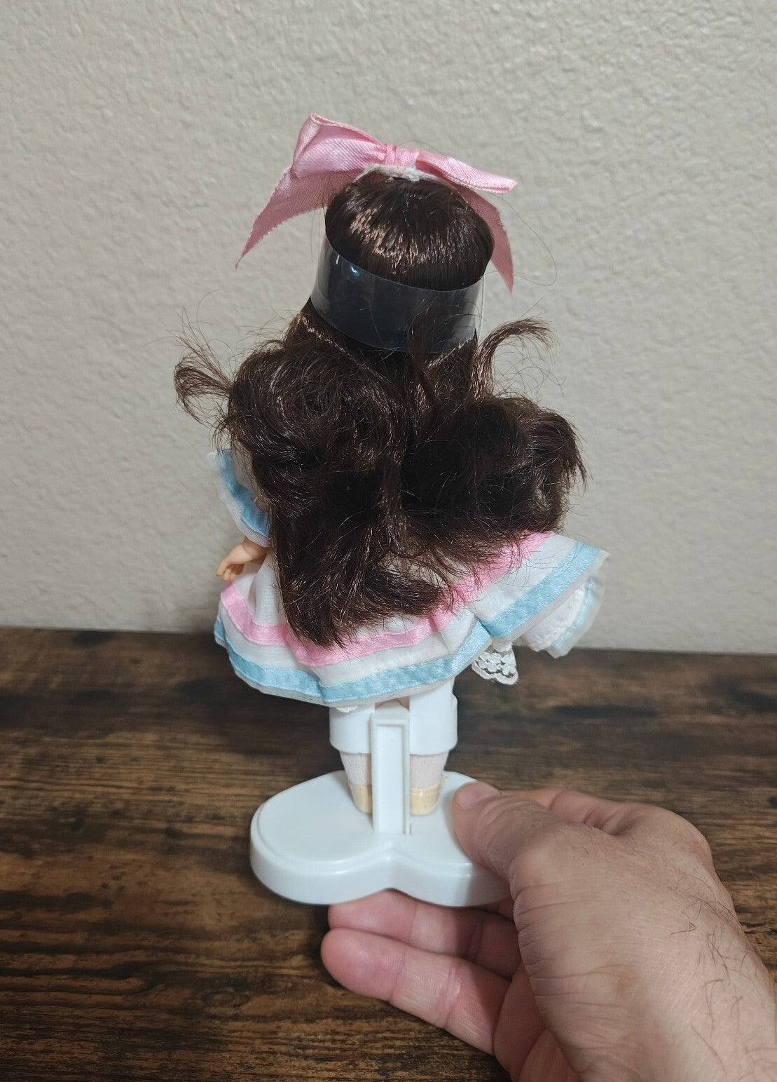 1980s Vogue Ginny Sleepy Eyes Doll in White, Pink & Blue Party Dress