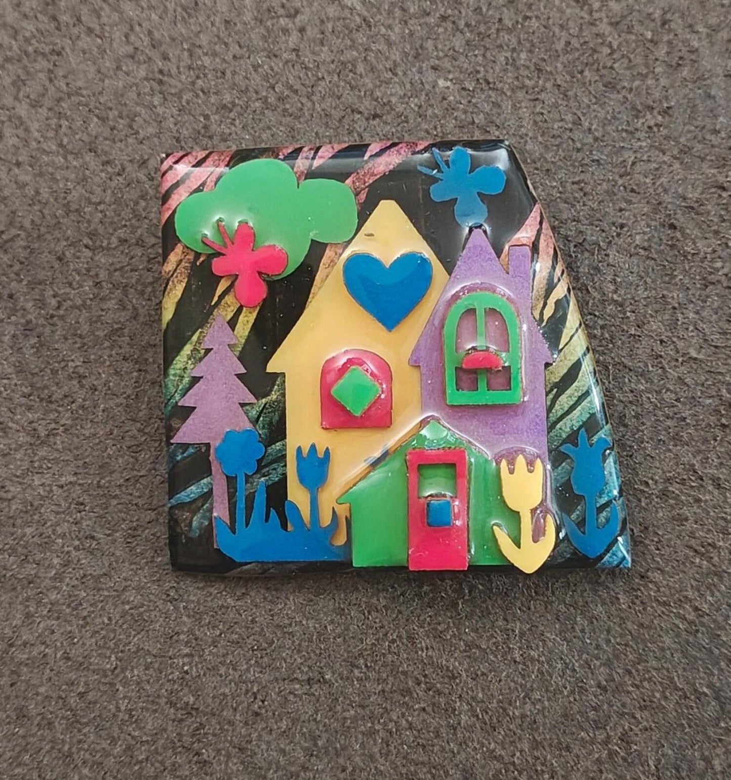 1980s/90s Rare Lucinda "House Pins" Pin.