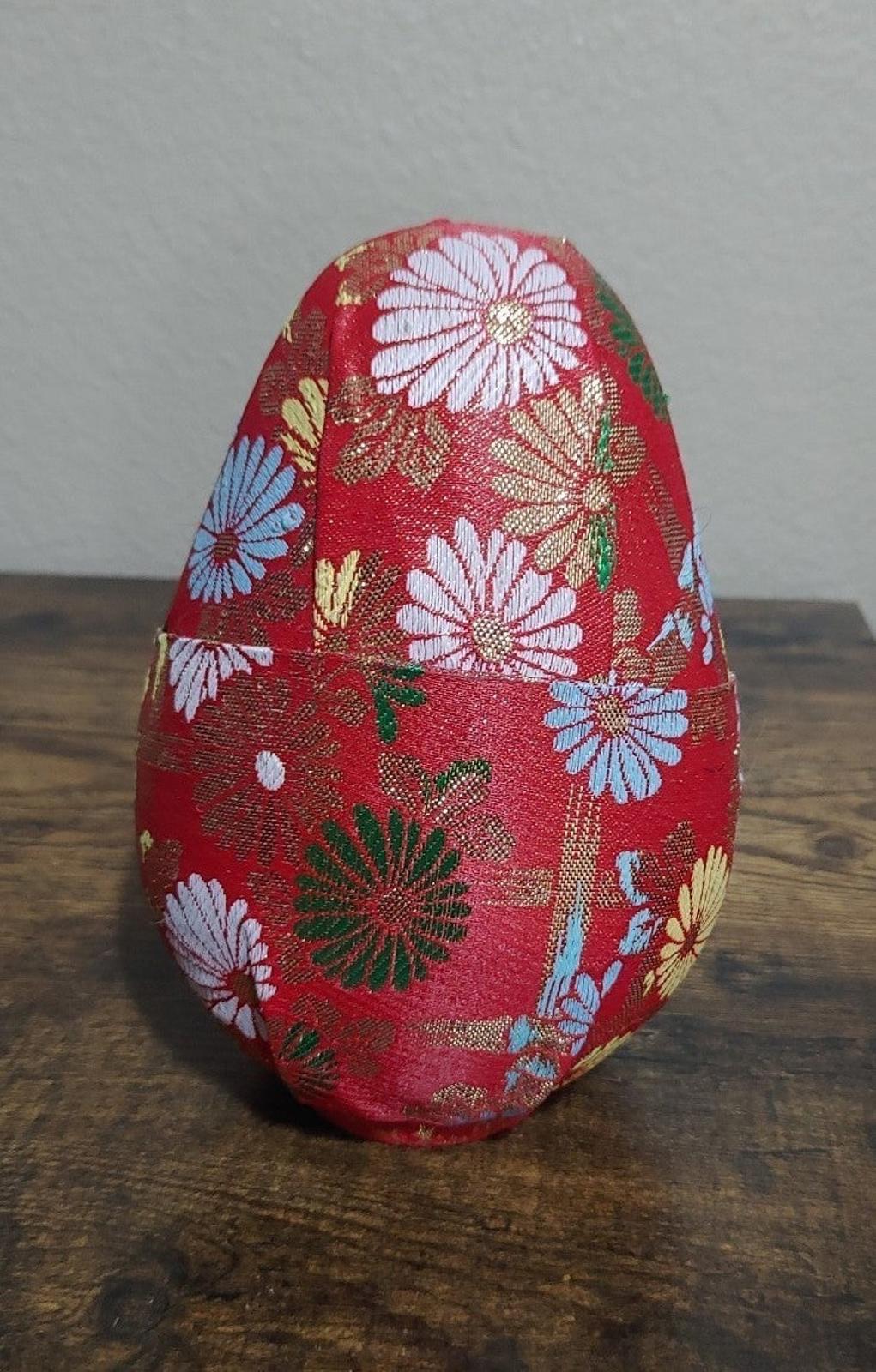 Beautiful Vintage Japanese Traditional Hime Daruma Doll