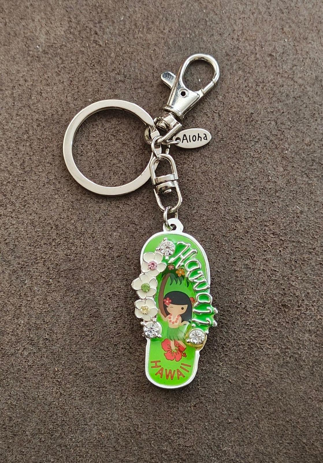 Hawaii Island Green Flower Sandal With Sparkling Rhinestones Bling Keychain